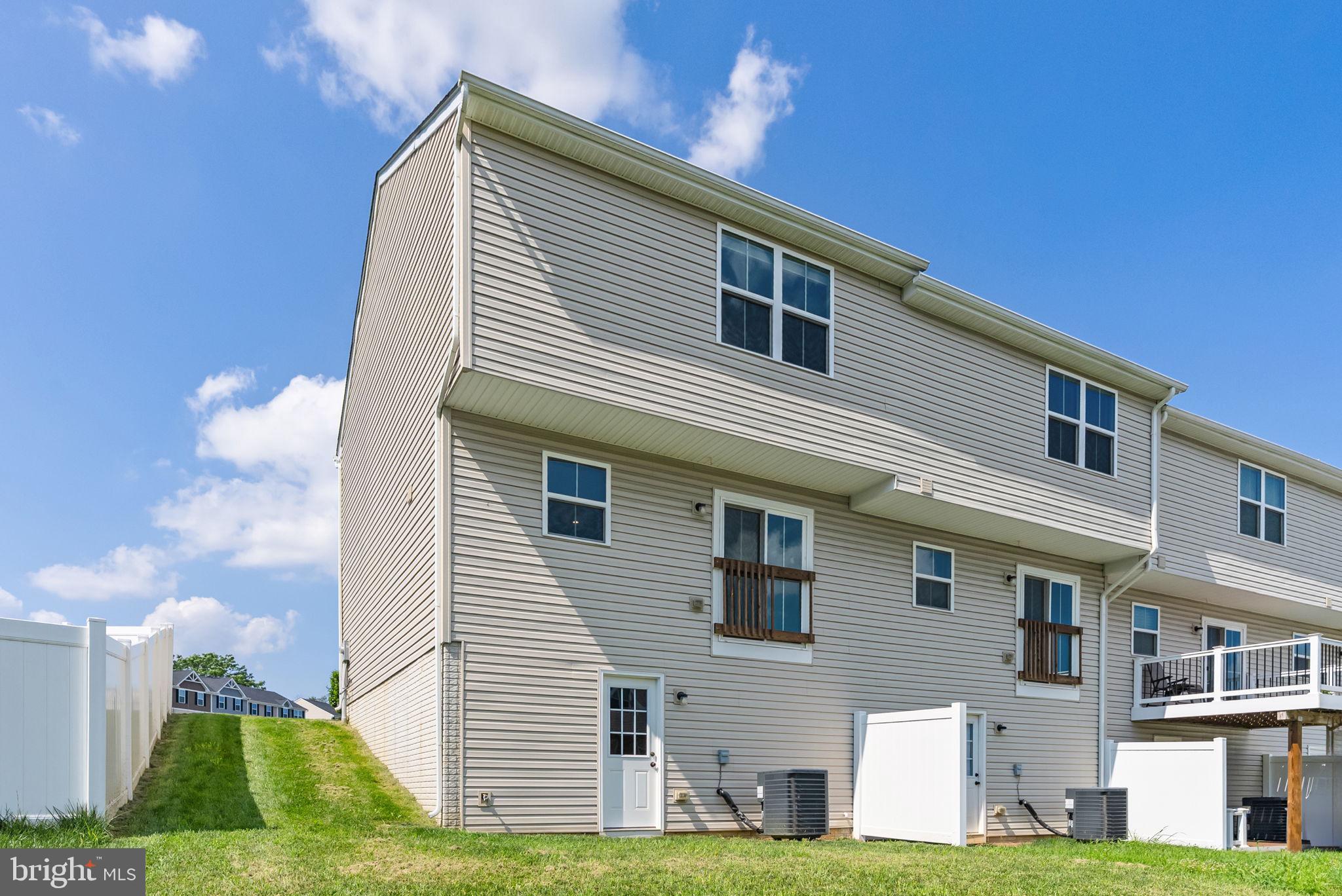 STONECREST - Residential