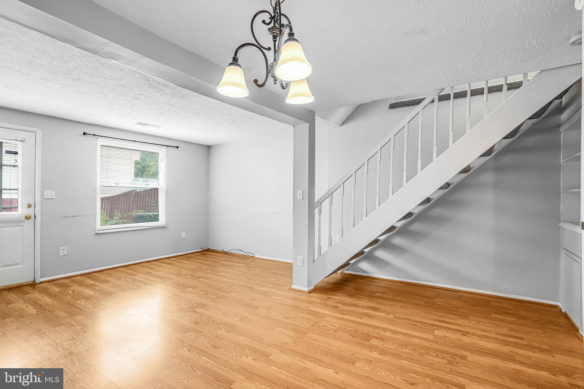 GUNNERS LAKE VILLAGE - Residential