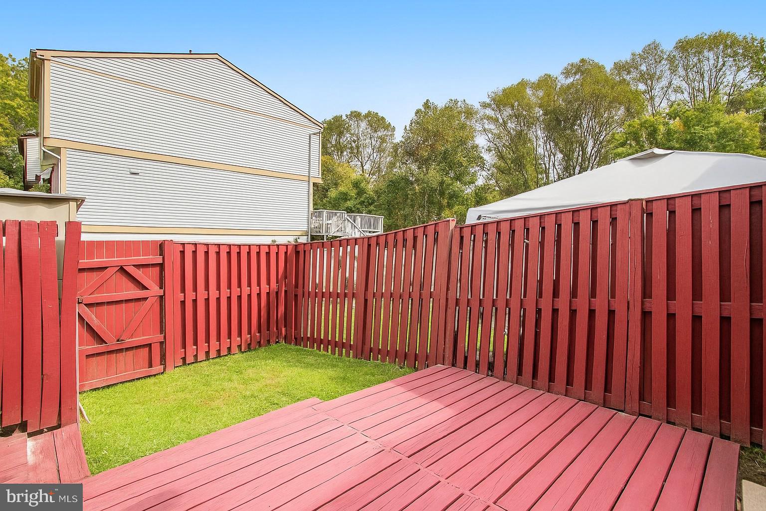 GUNNERS LAKE VILLAGE - Residential