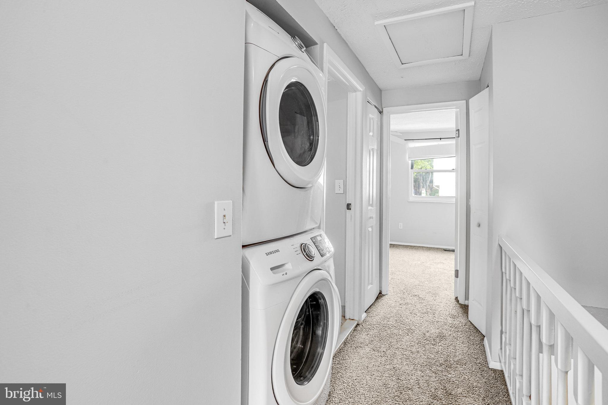 GUNNERS LAKE VILLAGE - Residential