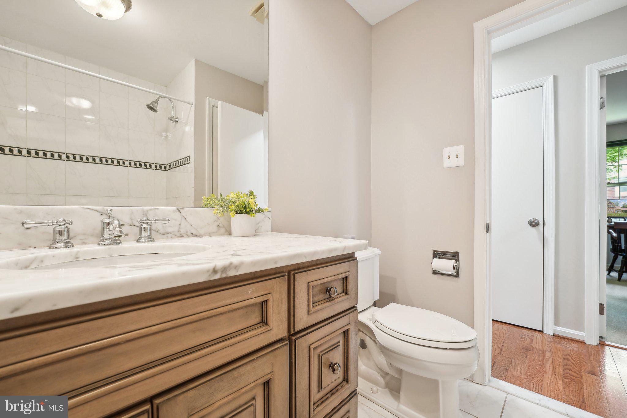 WOLF TRAP WOODS - Residential