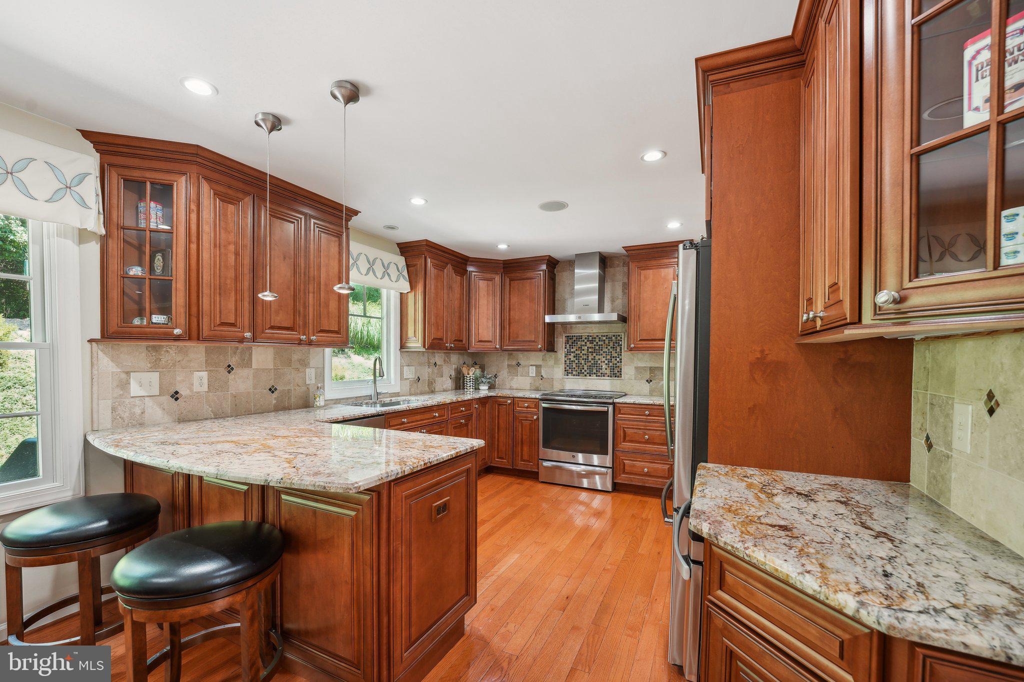 WOLF TRAP WOODS - Residential