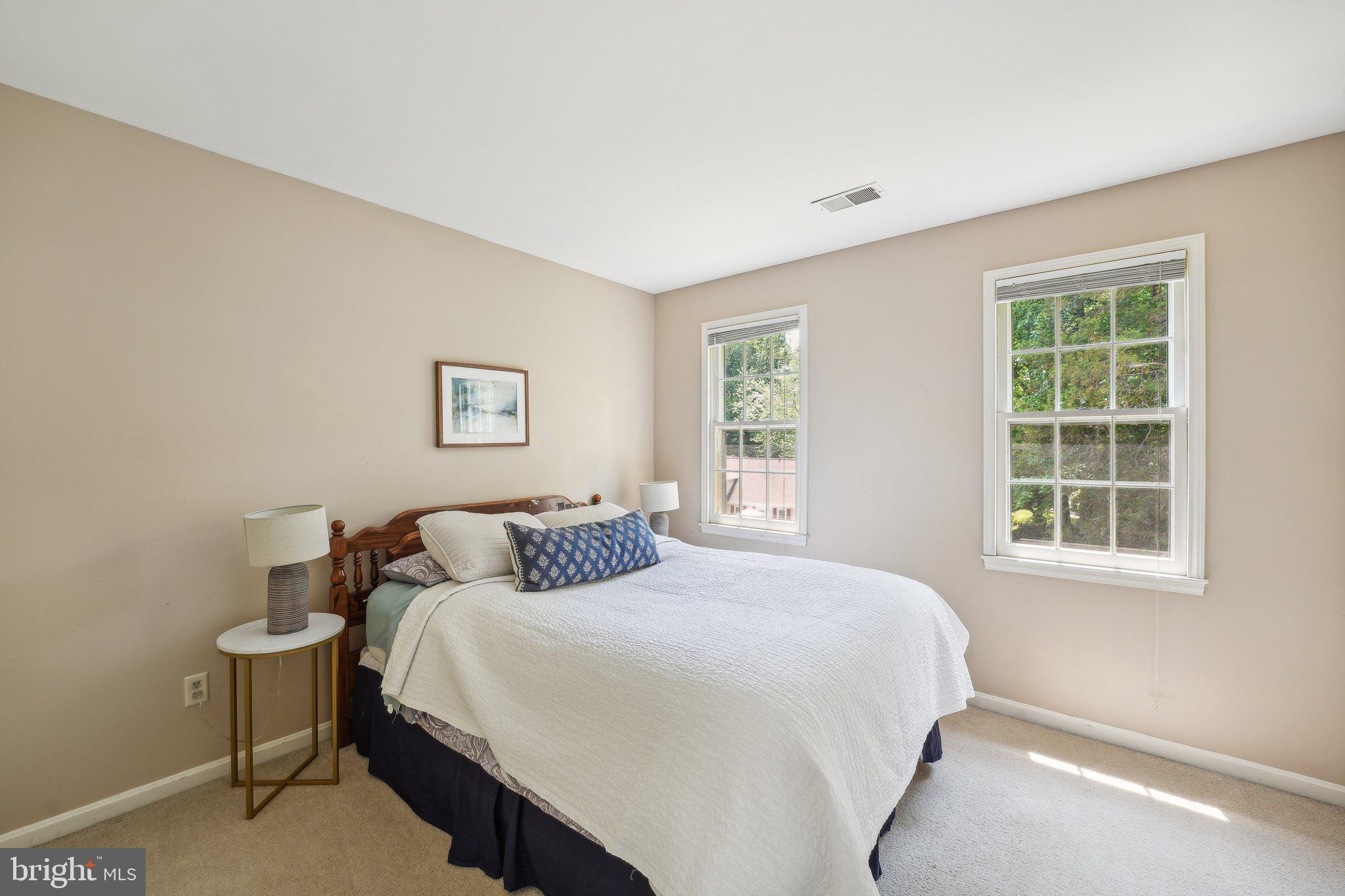 WOLF TRAP WOODS - Residential