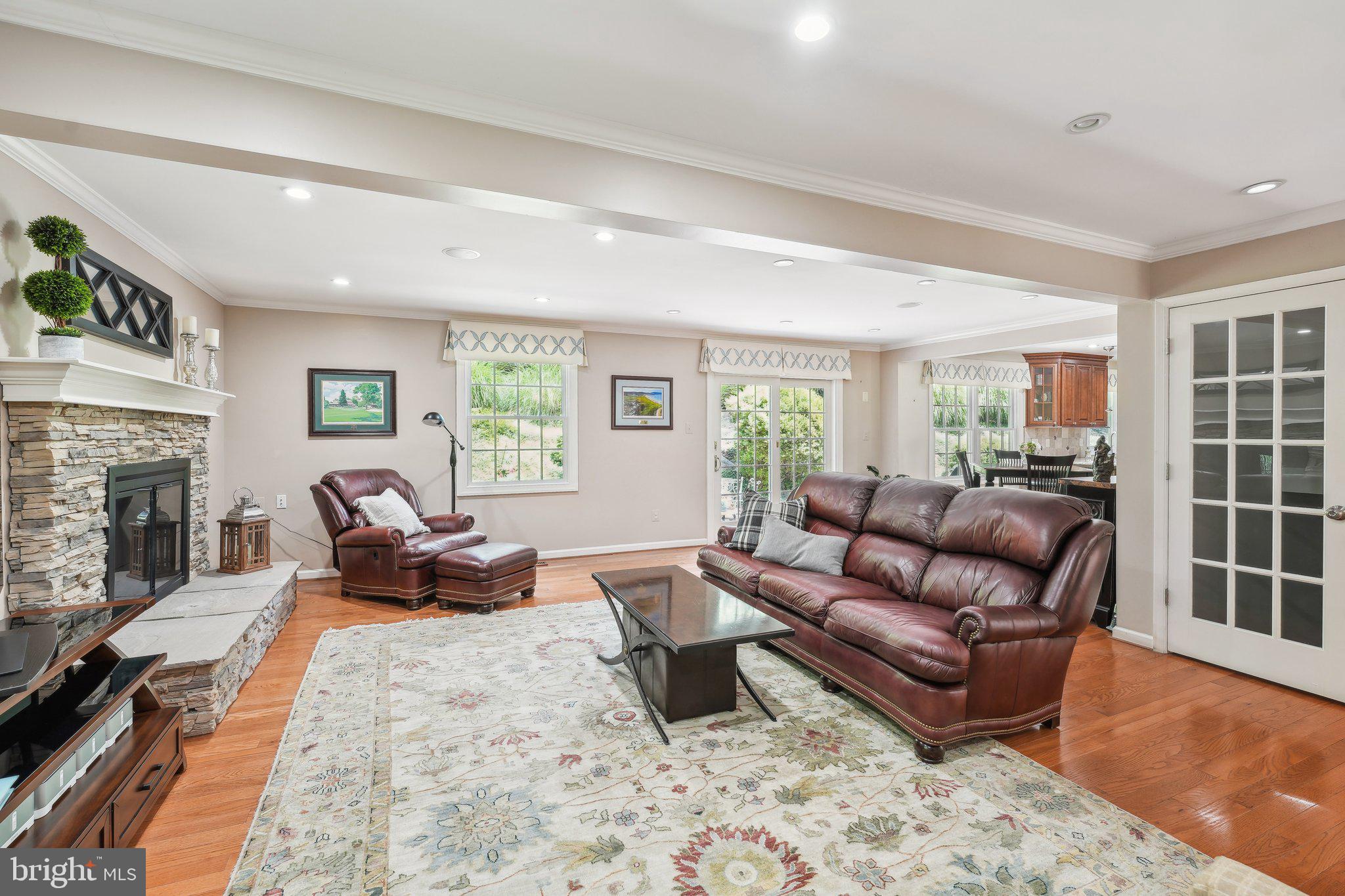 WOLF TRAP WOODS - Residential