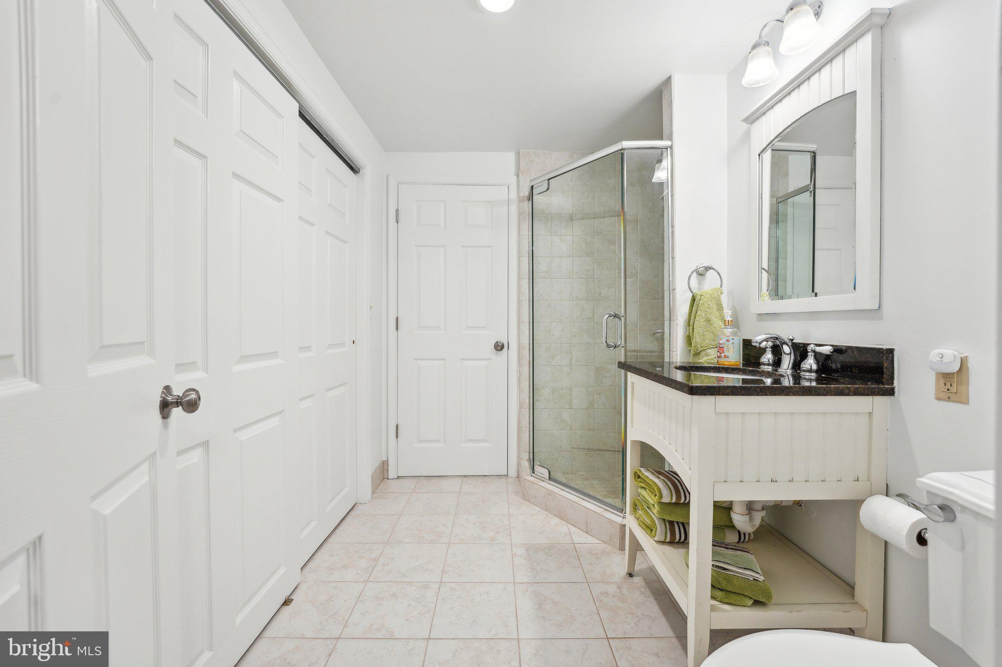 WOLF TRAP WOODS - Residential