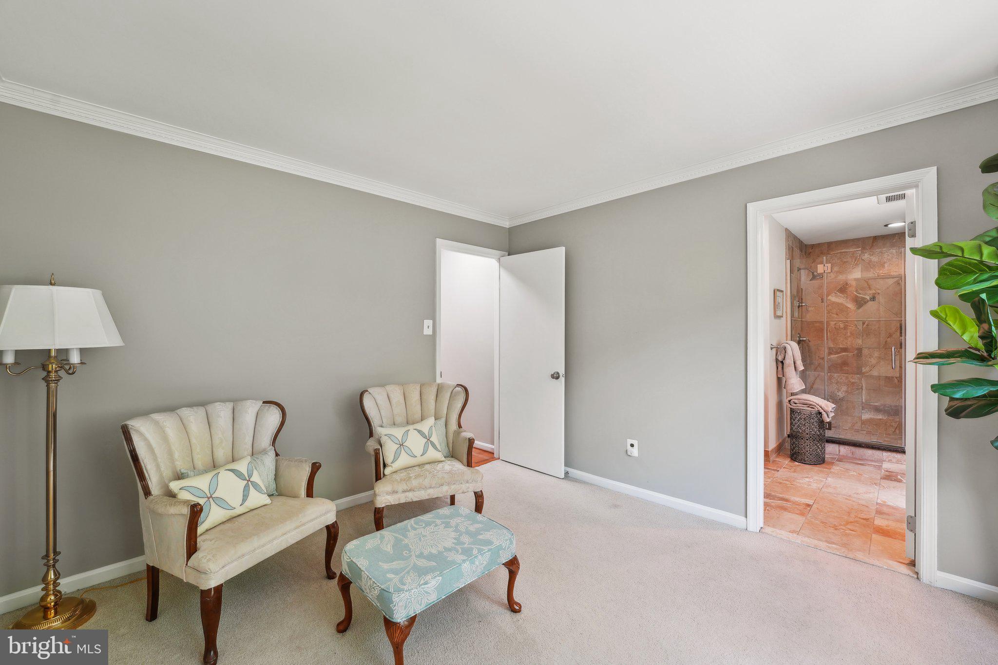 WOLF TRAP WOODS - Residential