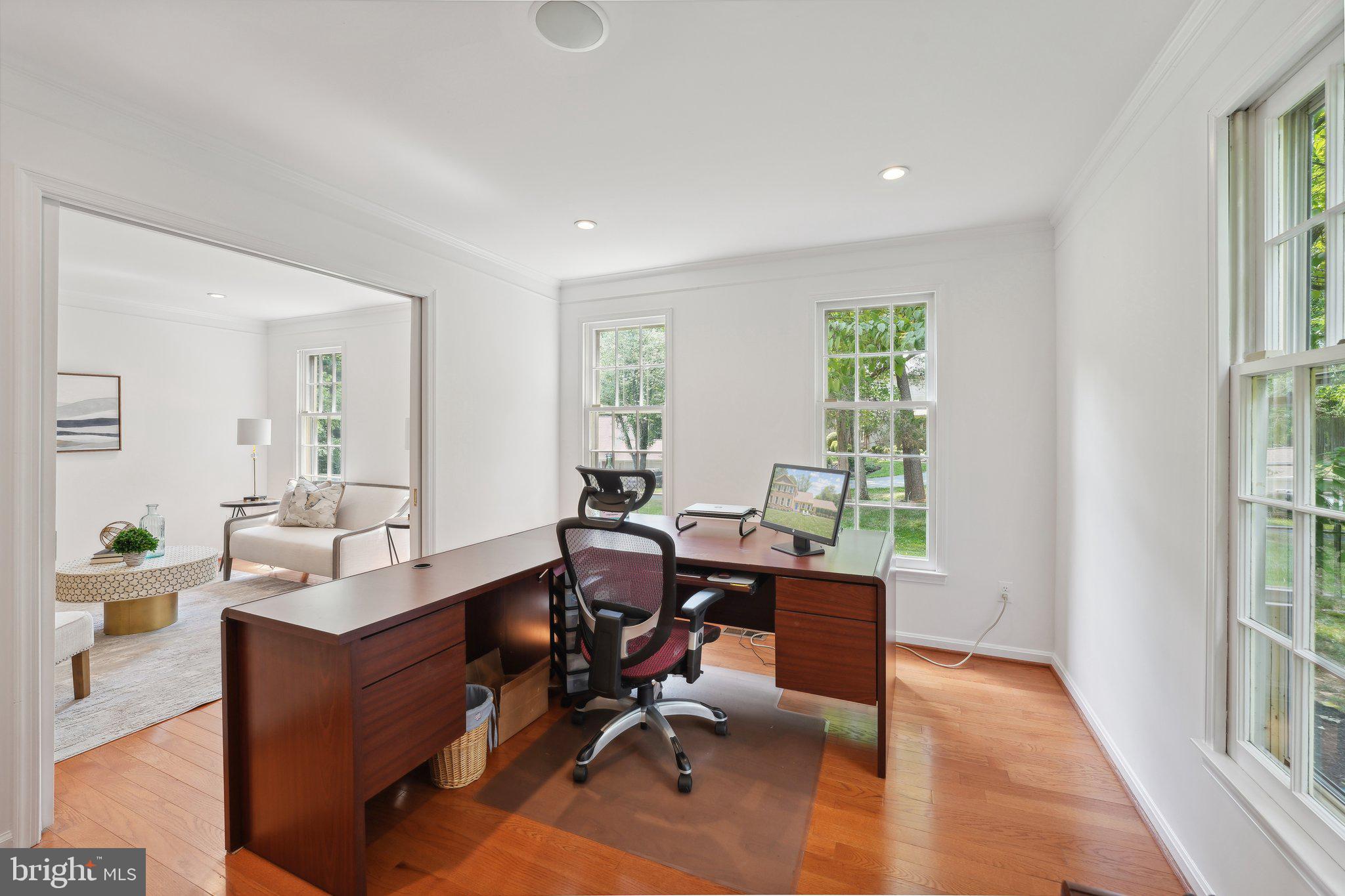 WOLF TRAP WOODS - Residential