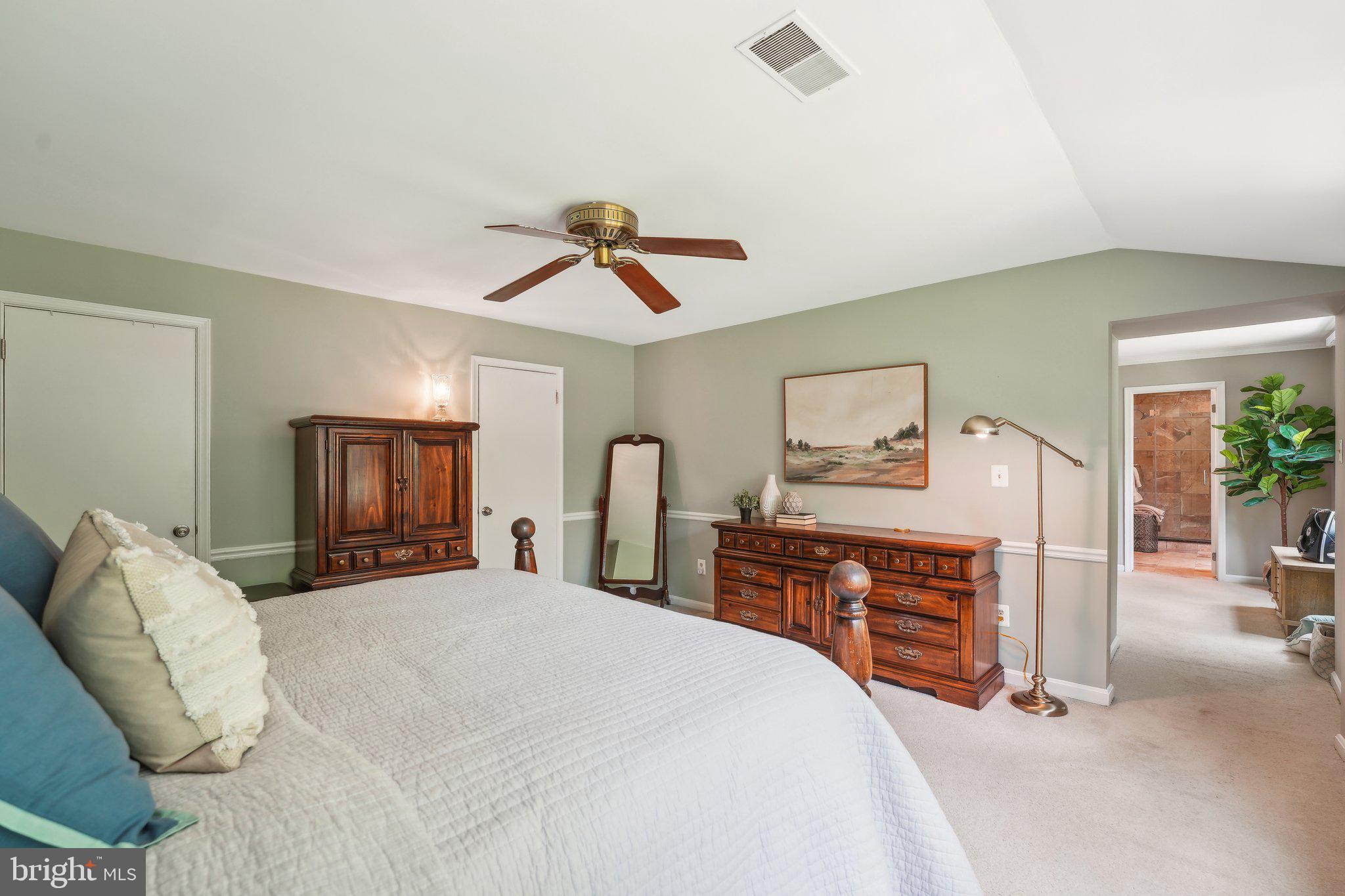 WOLF TRAP WOODS - Residential