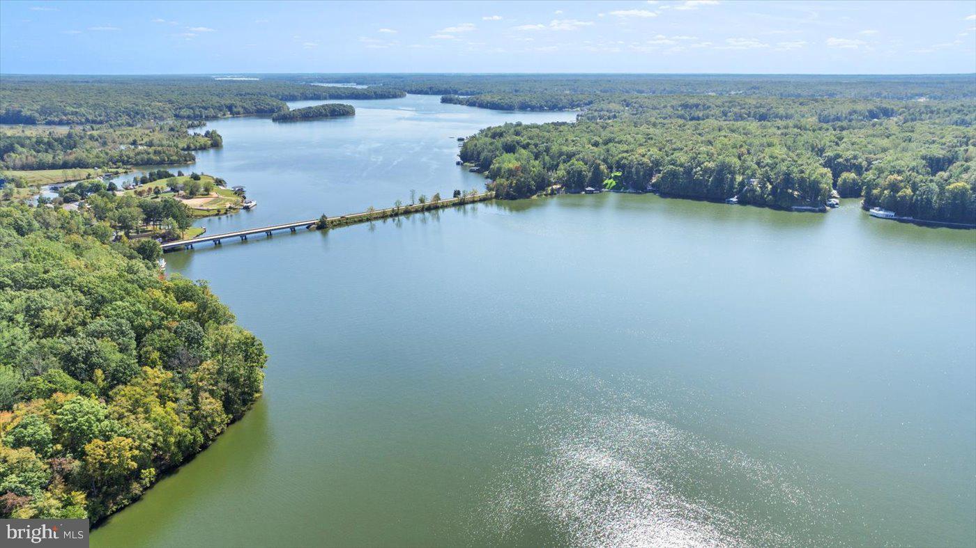 CHILDS COVE - Residential