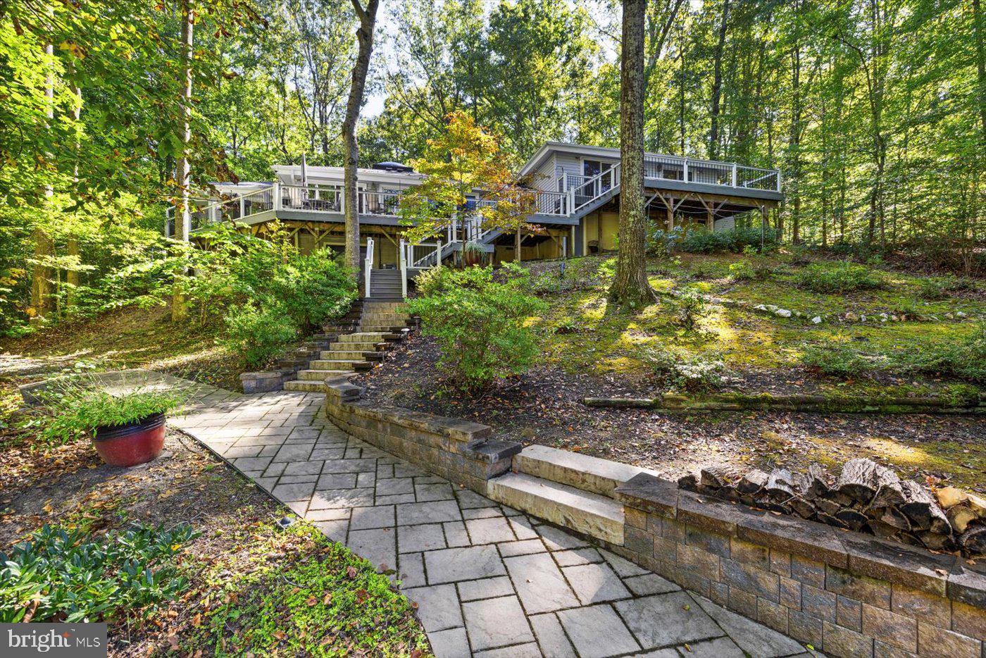 CHILDS COVE - Residential