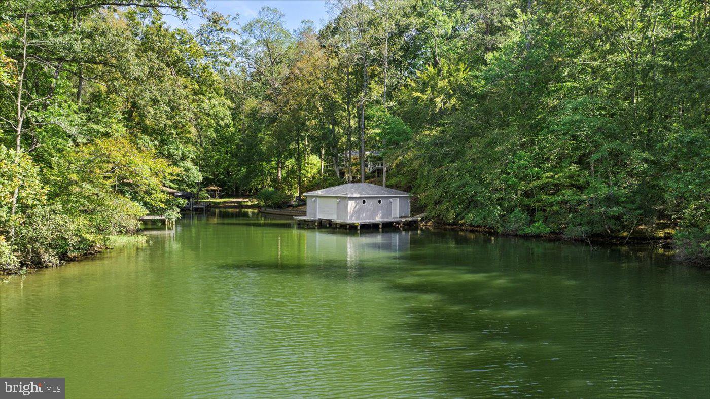 CHILDS COVE - Residential