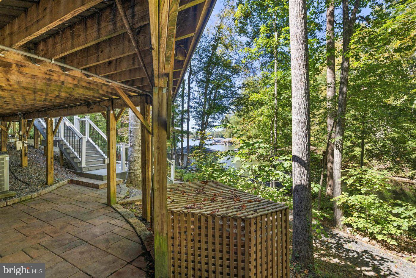 CHILDS COVE - Residential