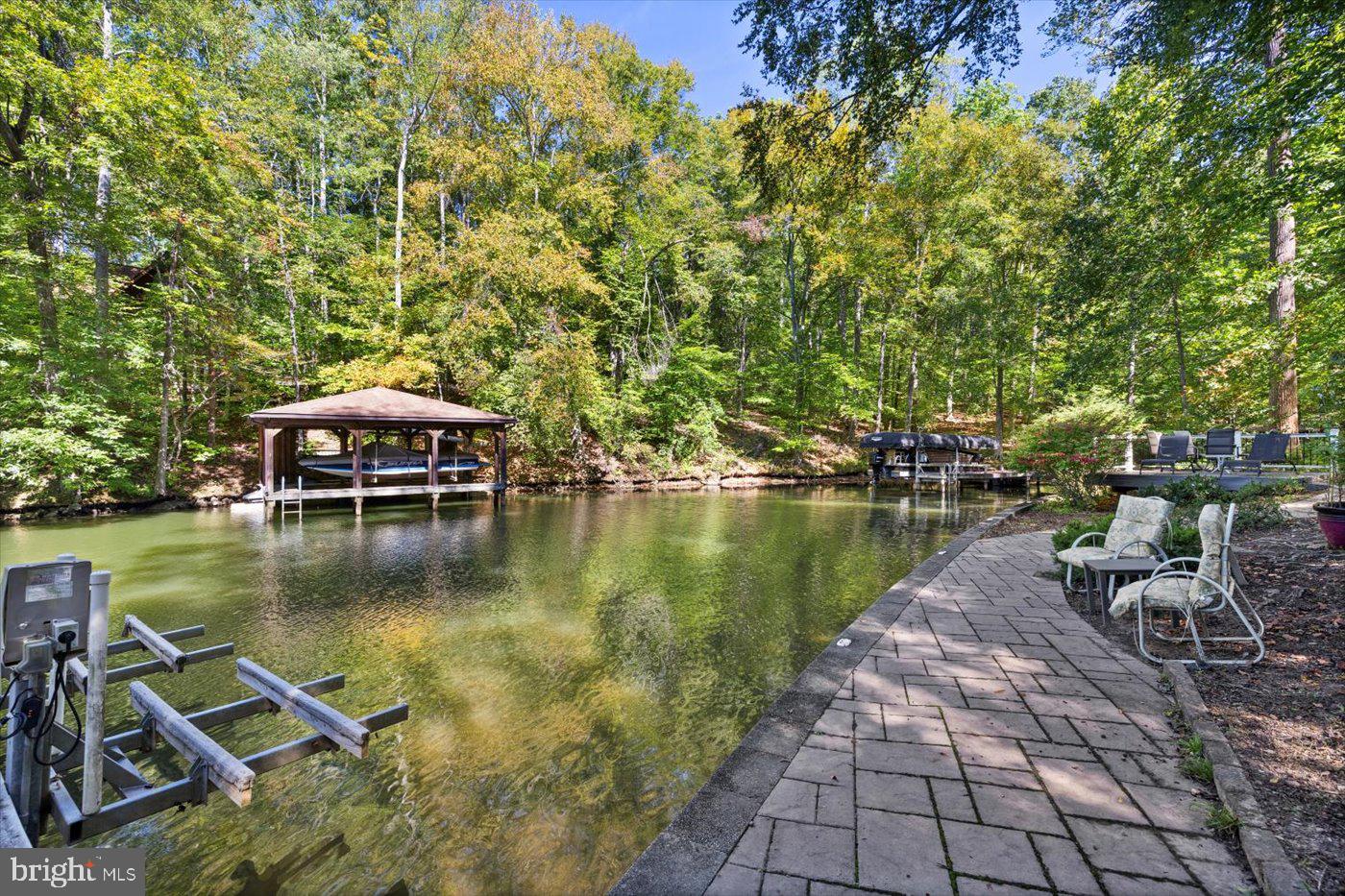 CHILDS COVE - Residential