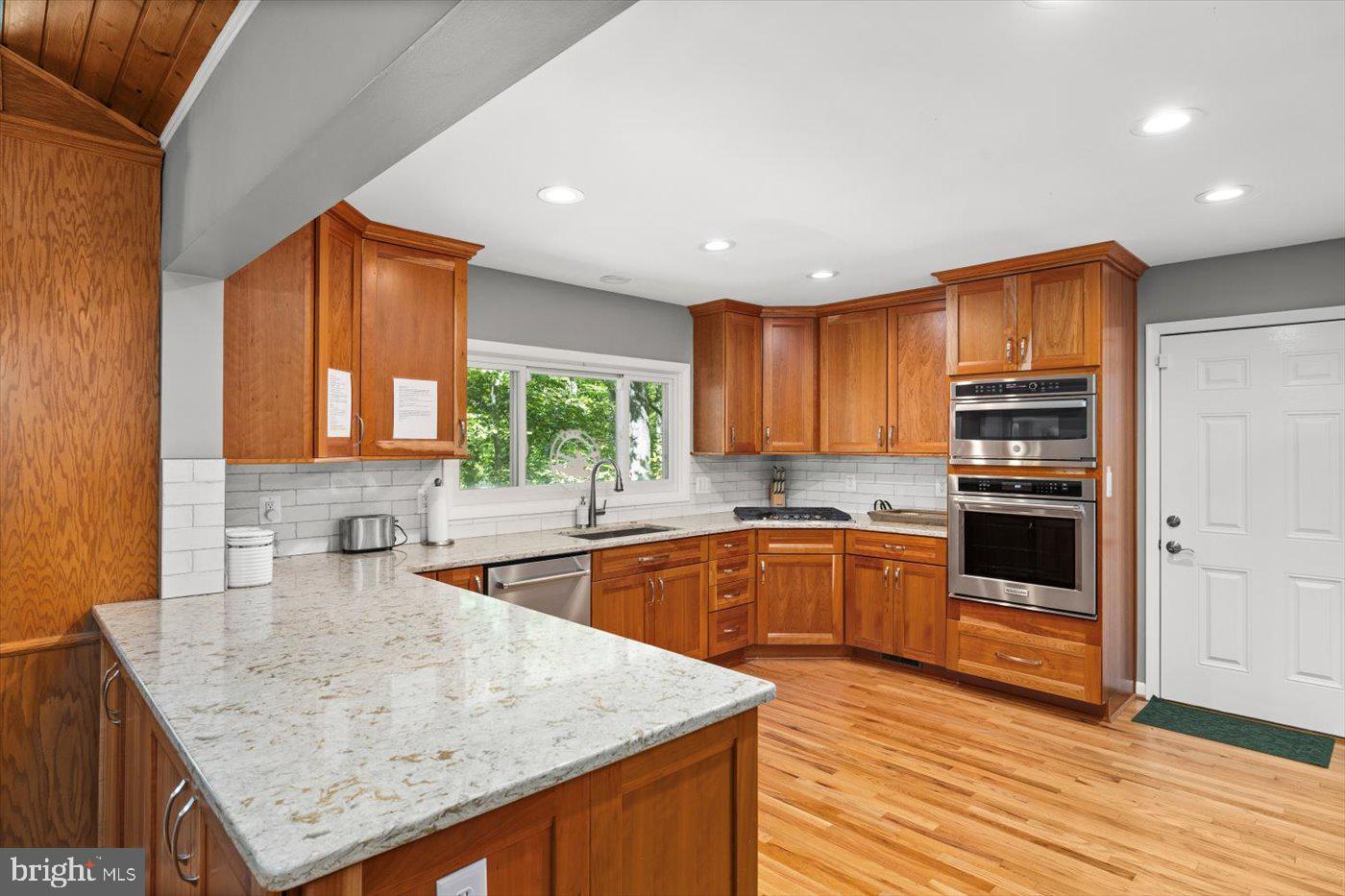 CHILDS COVE - Residential