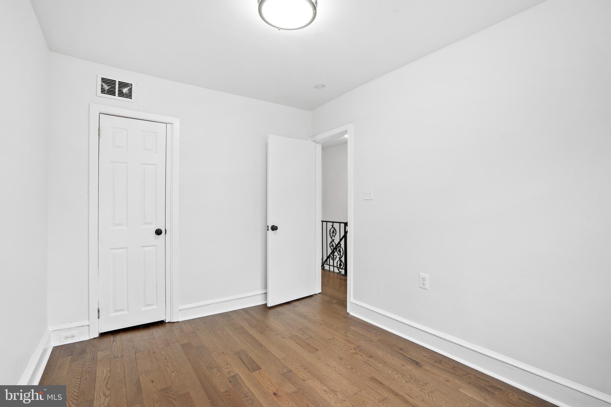 MAYFAIR - Residential