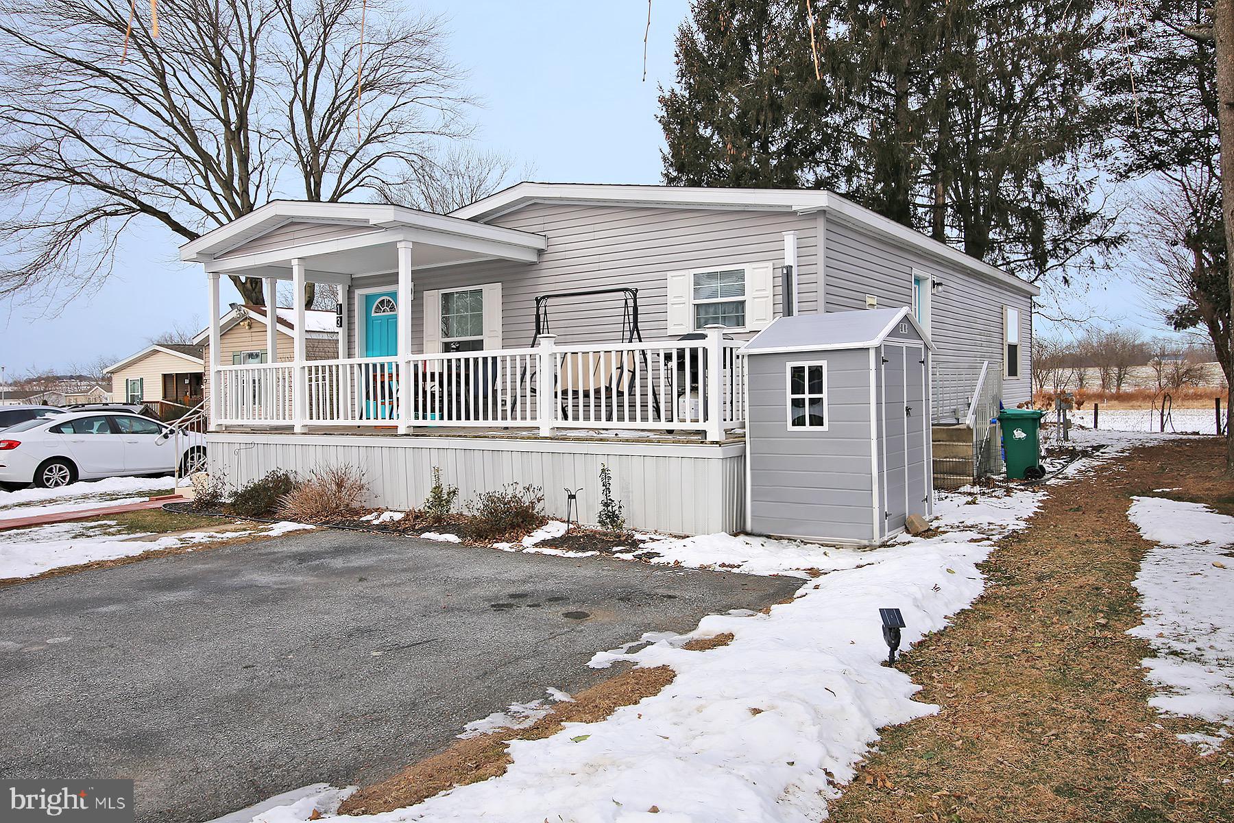 13 COUNTRY ACRES PARK