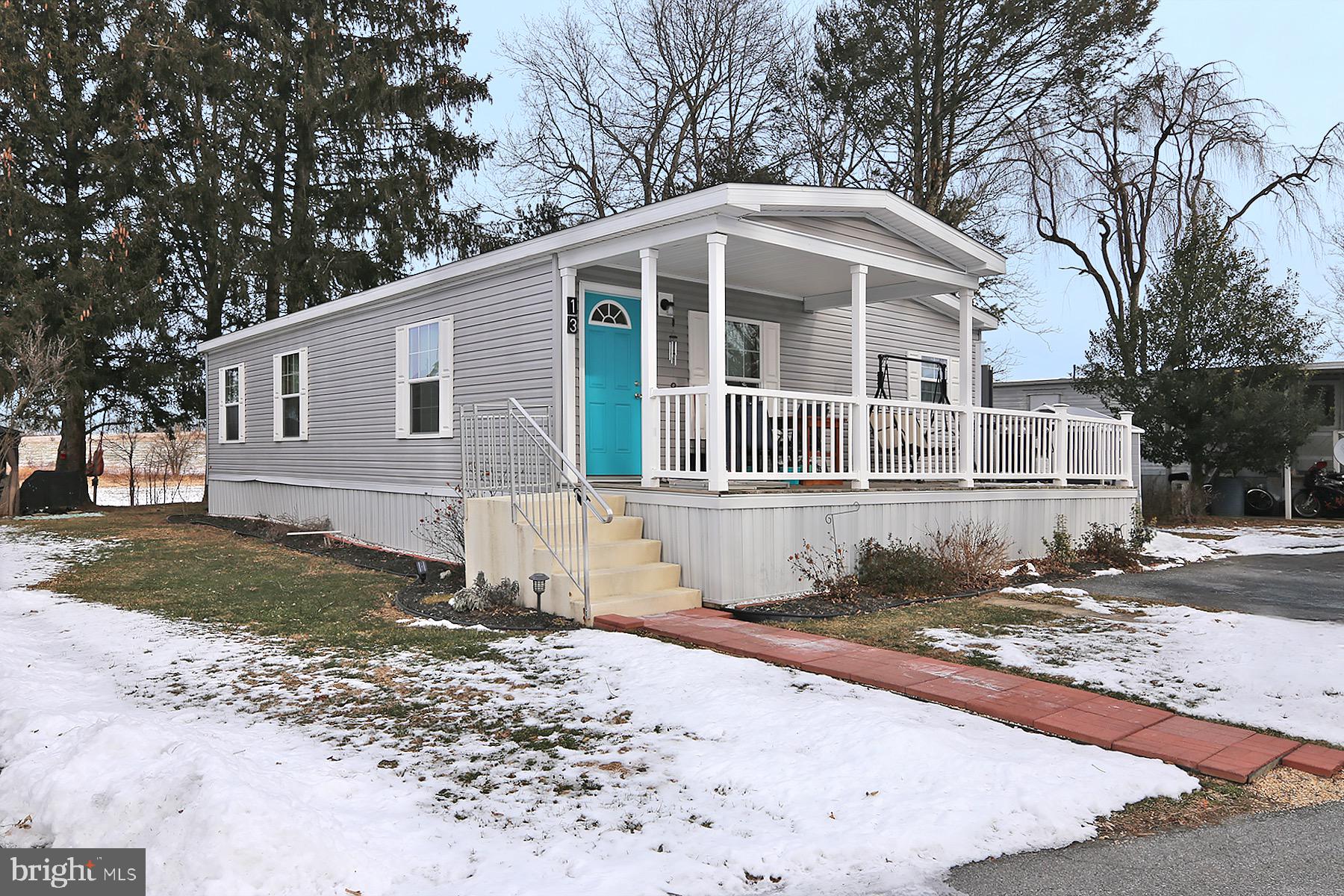 13 COUNTRY ACRES PARK