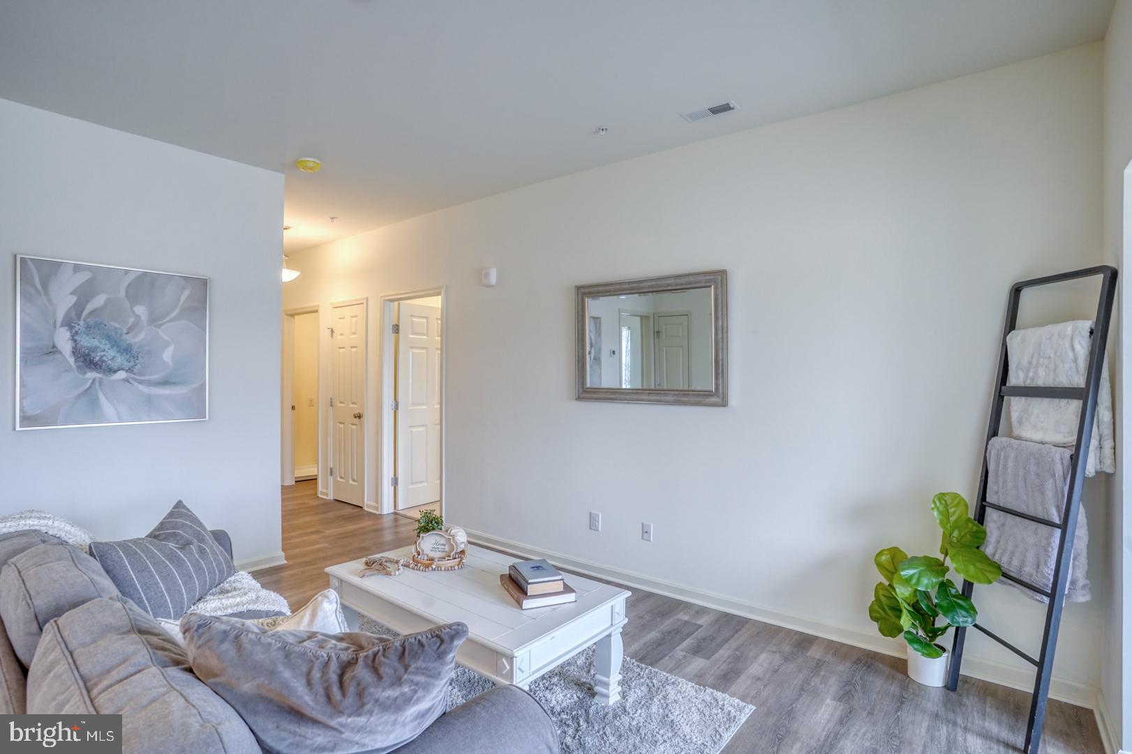 4901 E PEBBLE LANE C