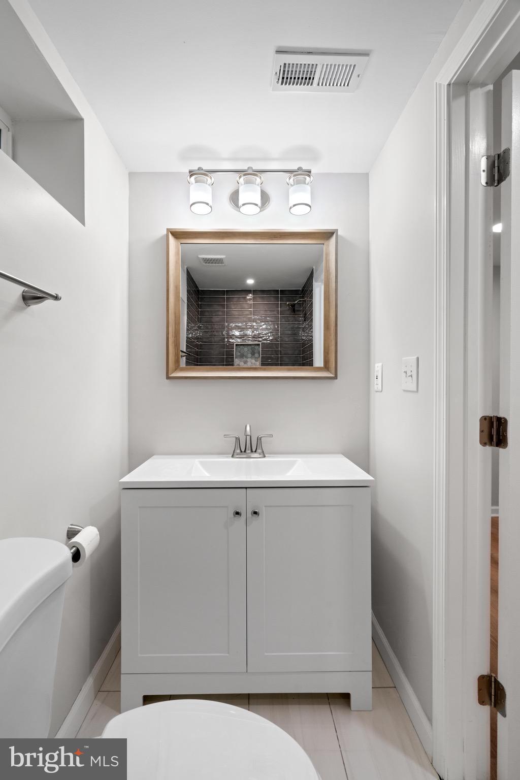 ROSE HILL FARMS - Residential