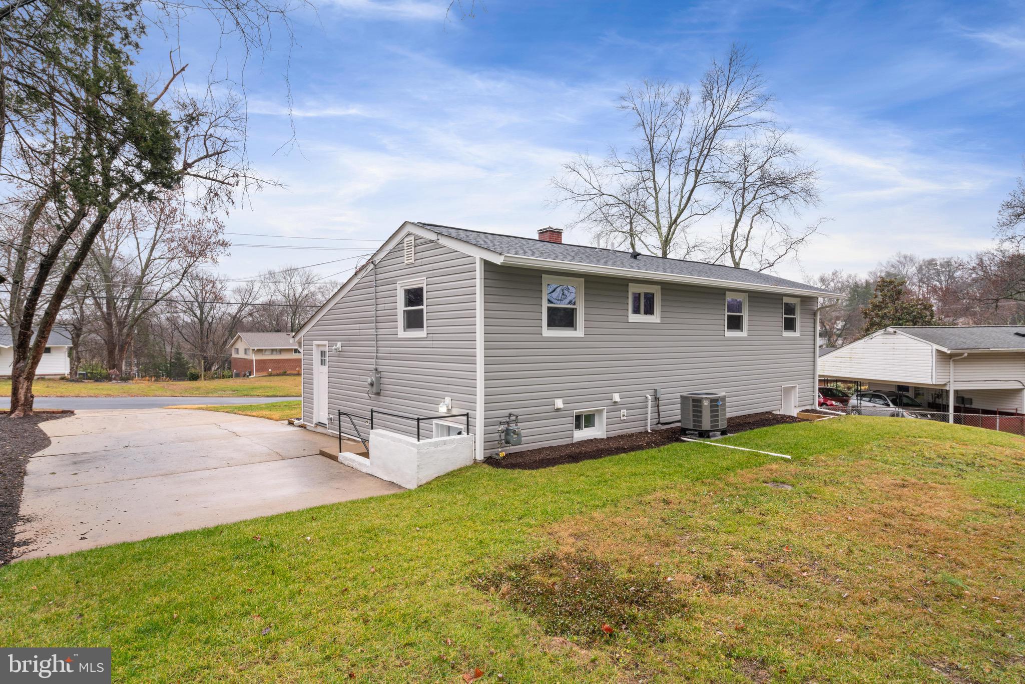 ROSE HILL FARMS - Residential