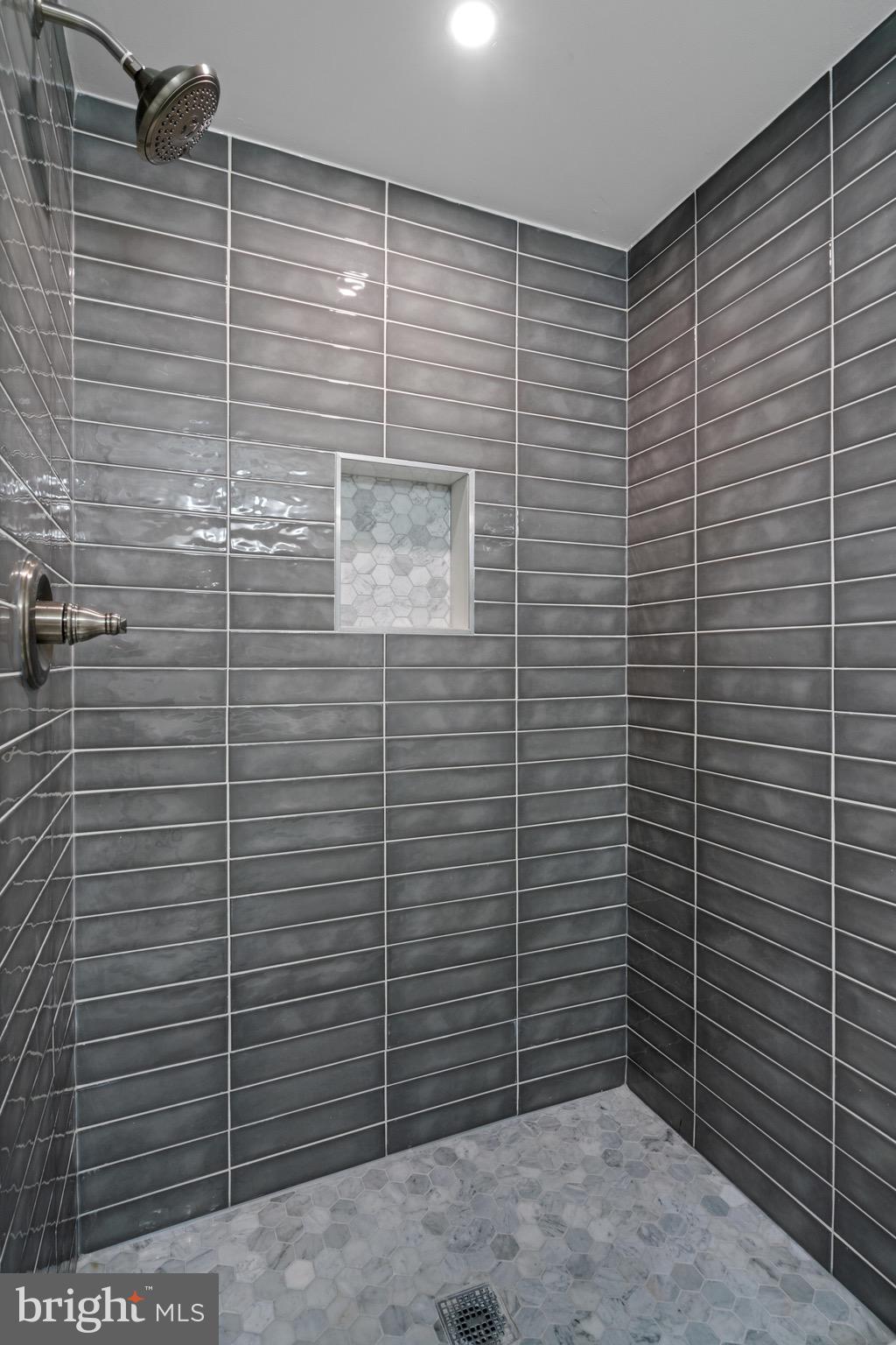 ROSE HILL FARMS - Residential