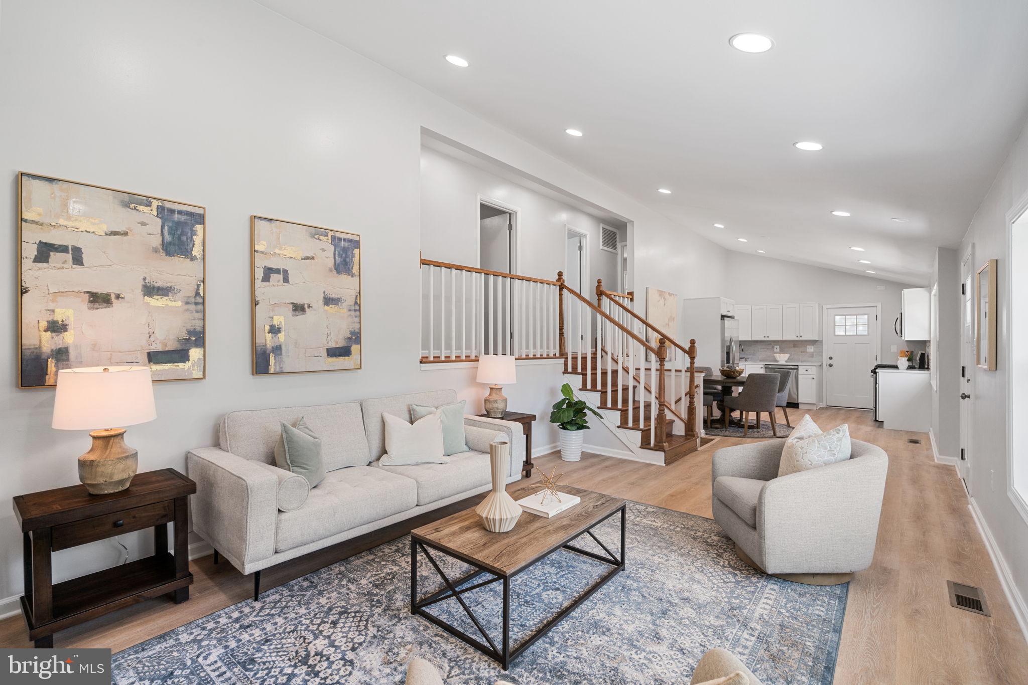 ROSE HILL FARMS - Residential