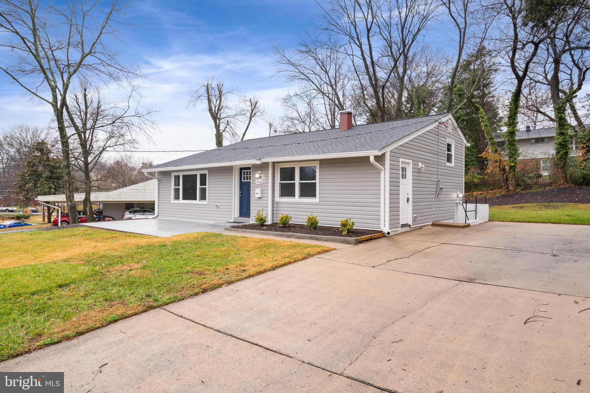 ROSE HILL FARMS - Residential