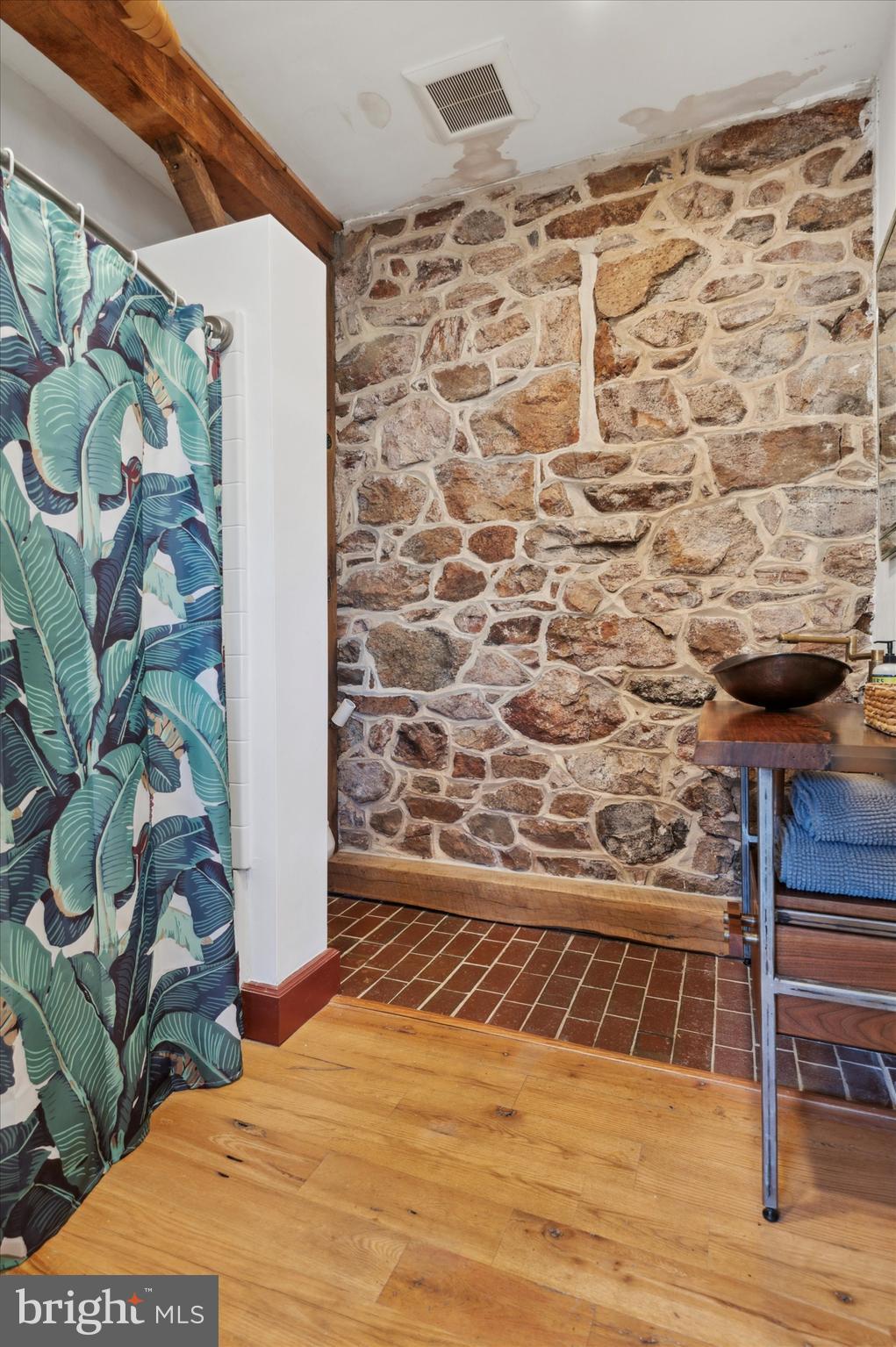 IVYSTONE - Residential