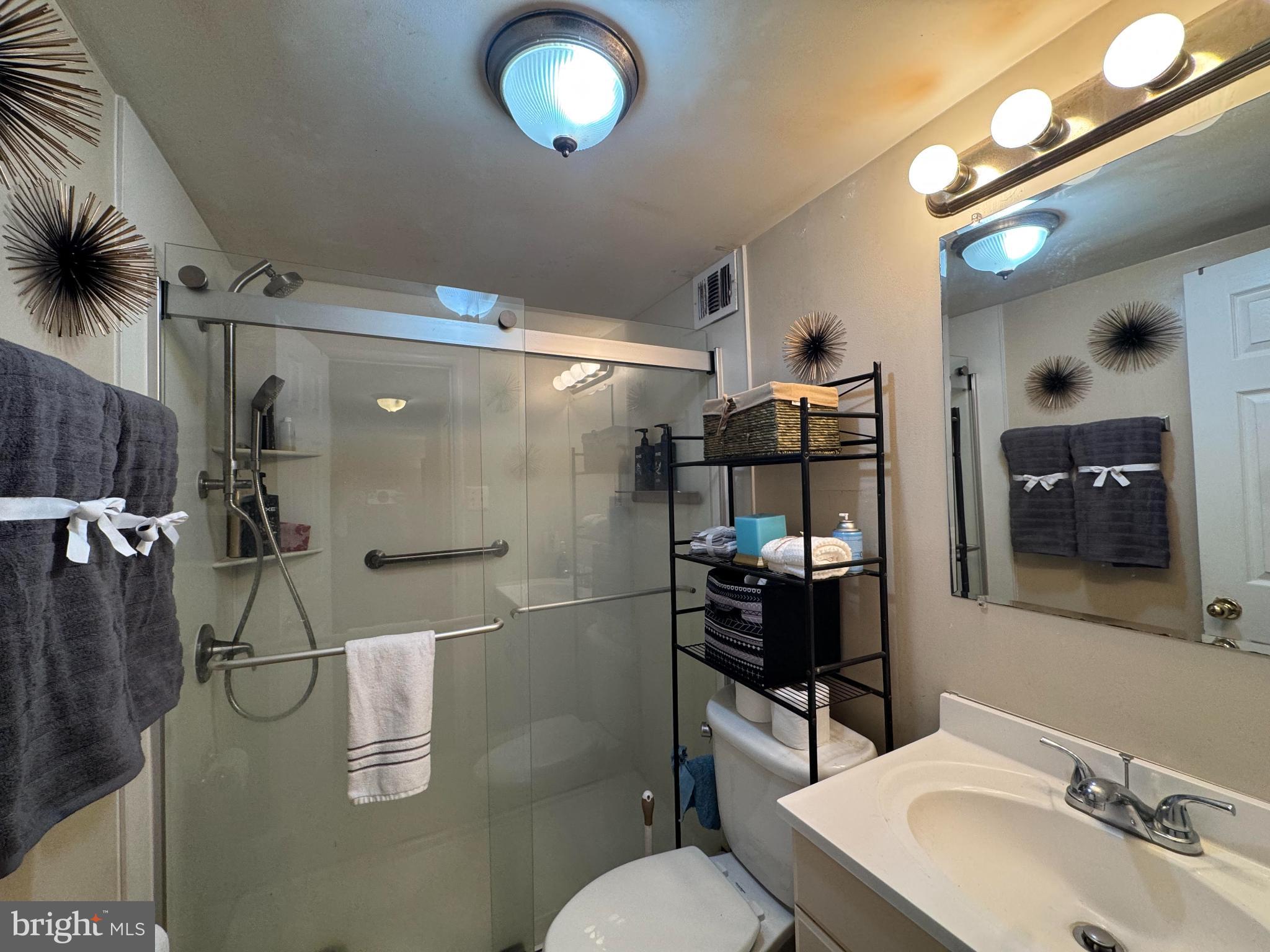 WEST END - Residential