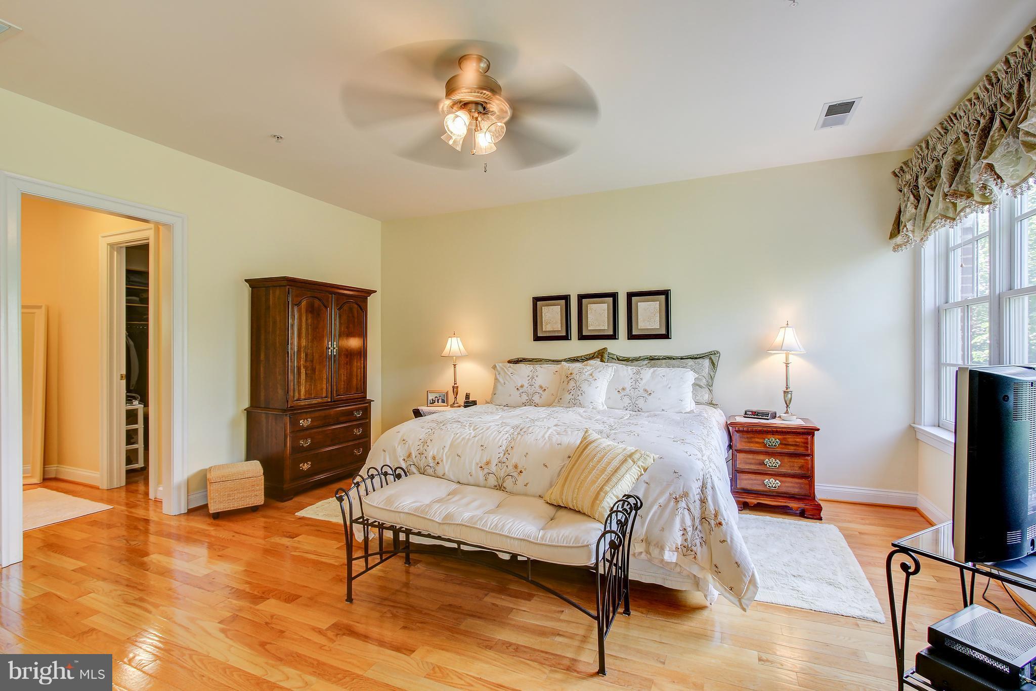 GLENBROOK VILLAGE - Residential