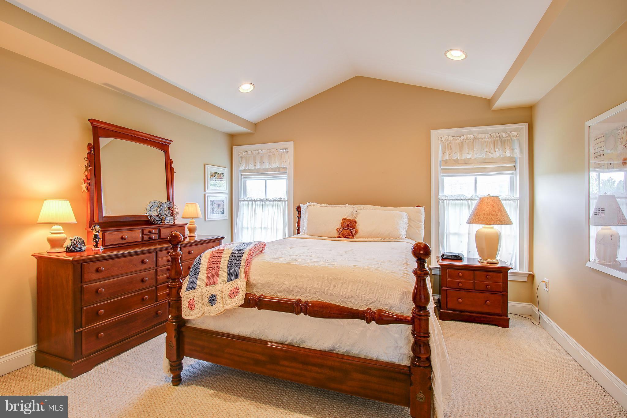 GLENBROOK VILLAGE - Residential