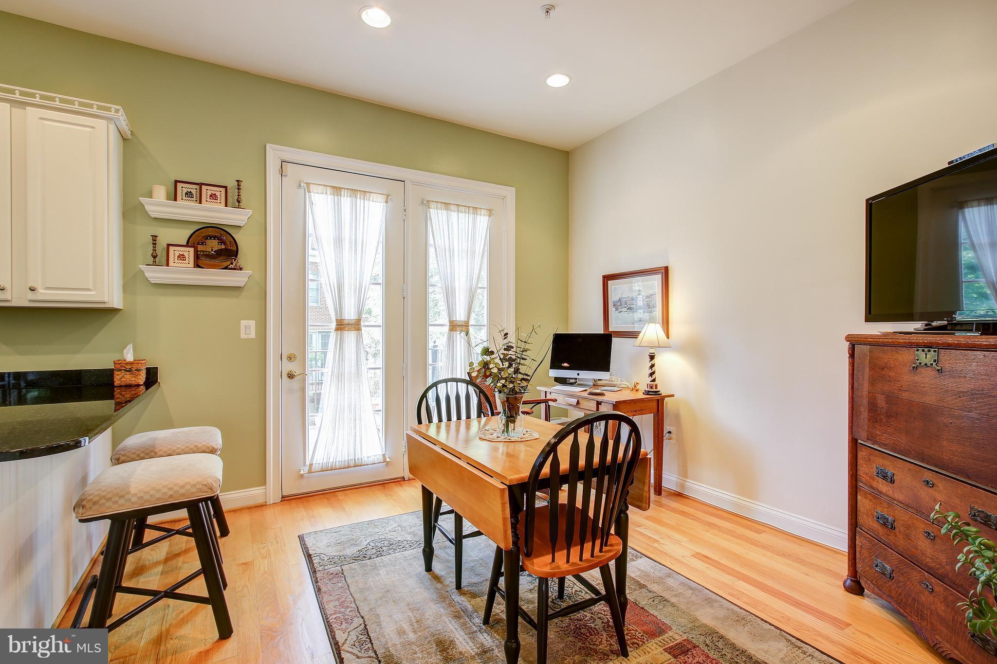 GLENBROOK VILLAGE - Residential