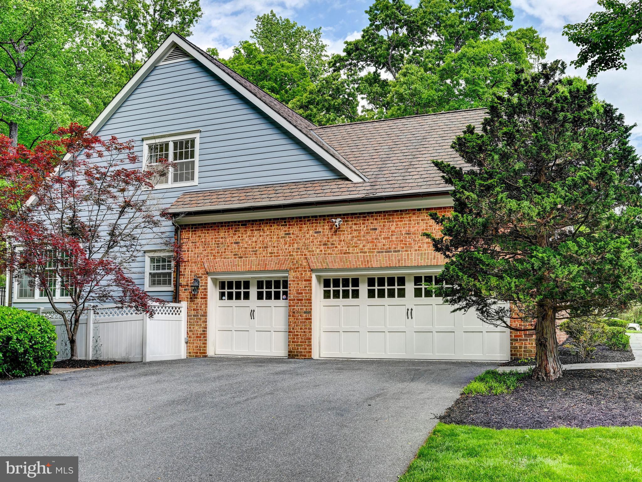SPRINGHILL FARMS - Residential