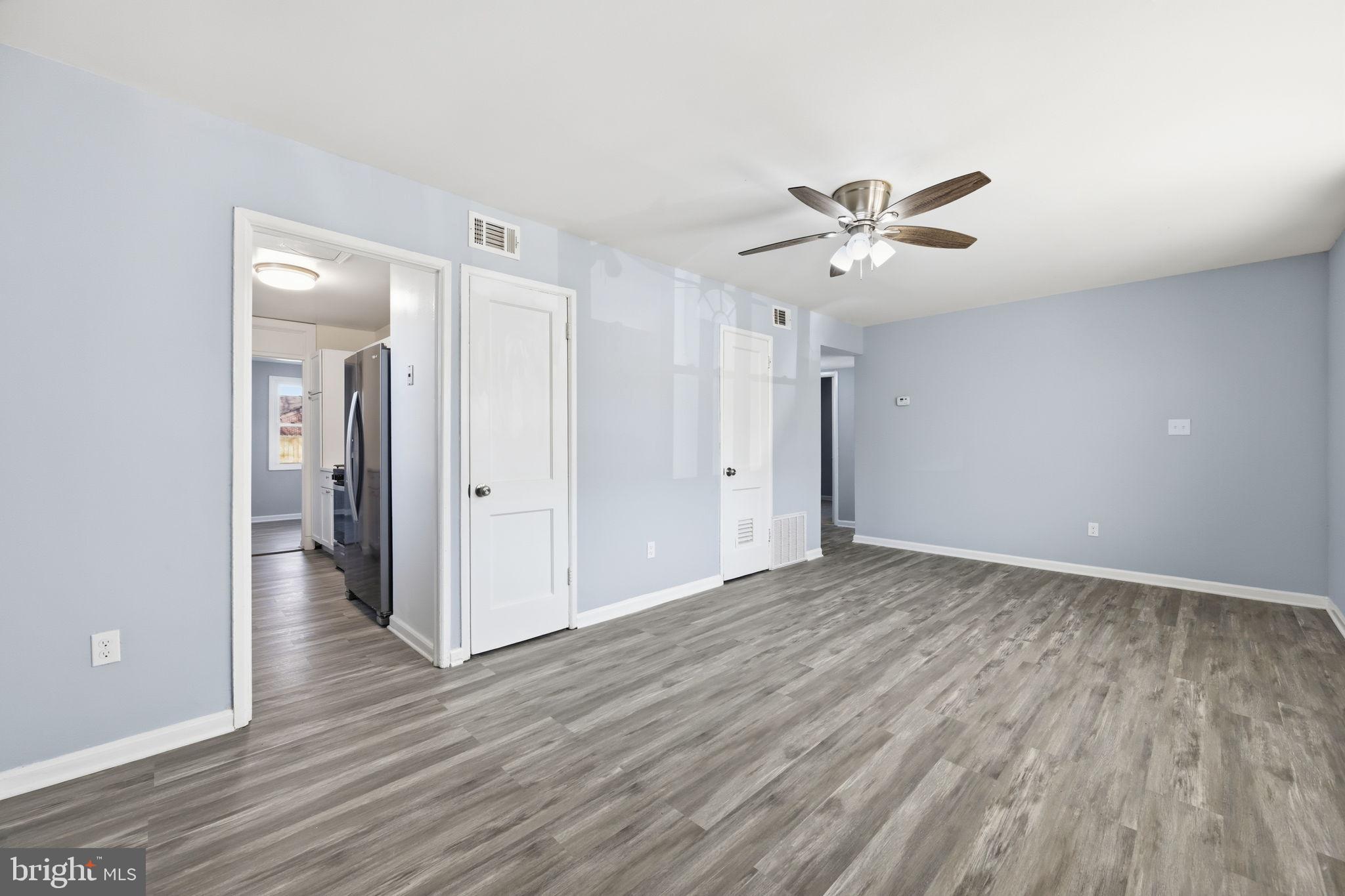 HOLLYWOOD - Residential