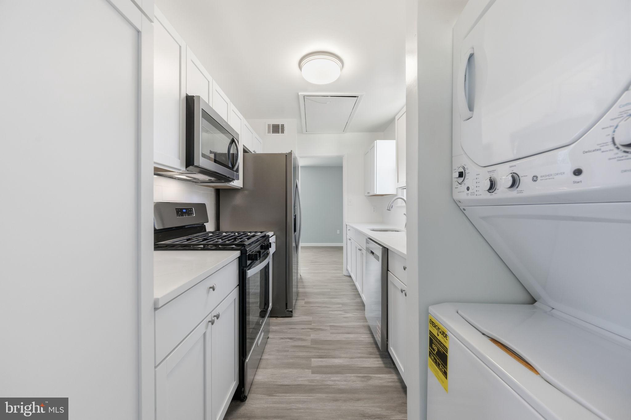 HOLLYWOOD - Residential