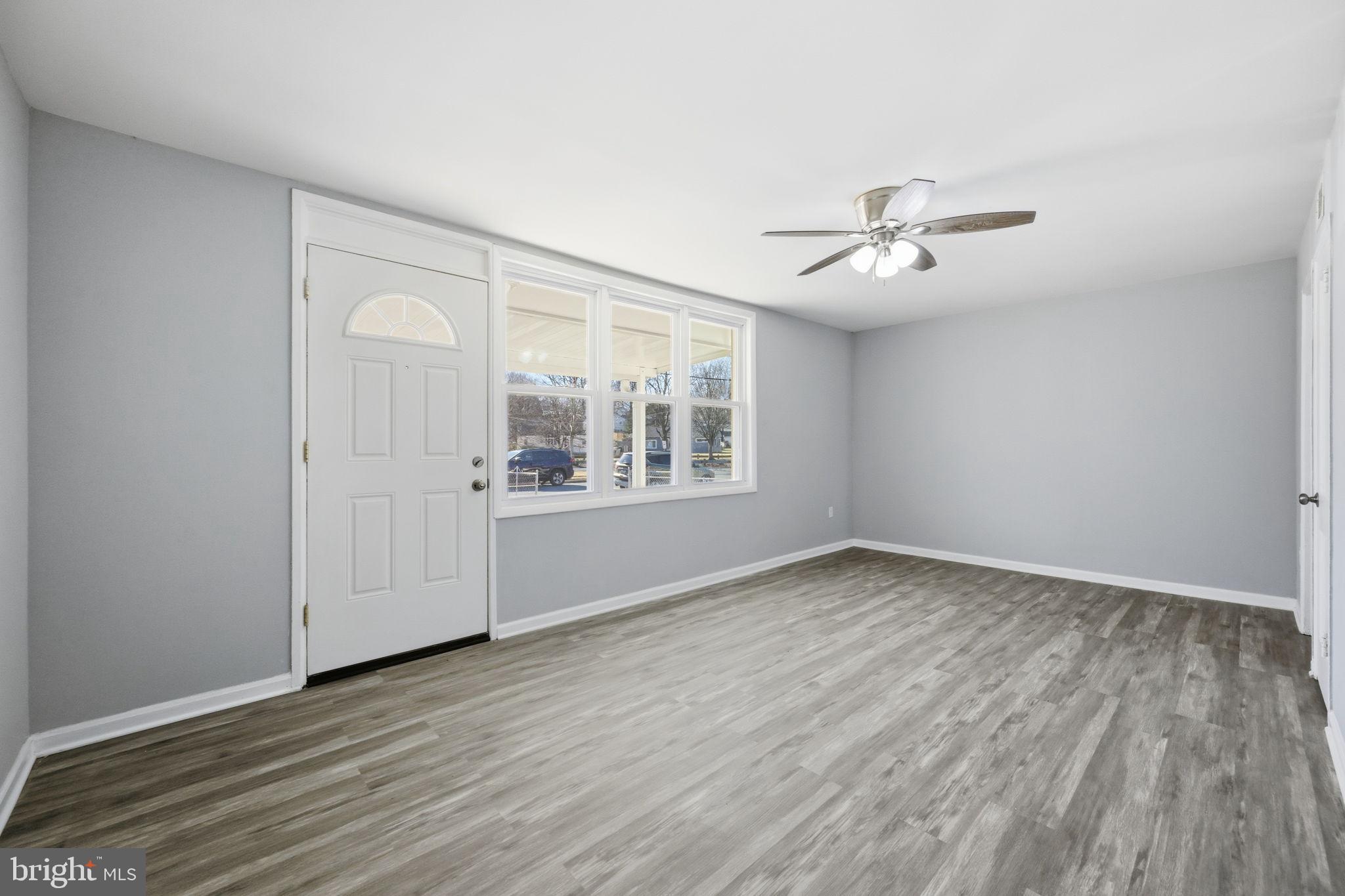 HOLLYWOOD - Residential