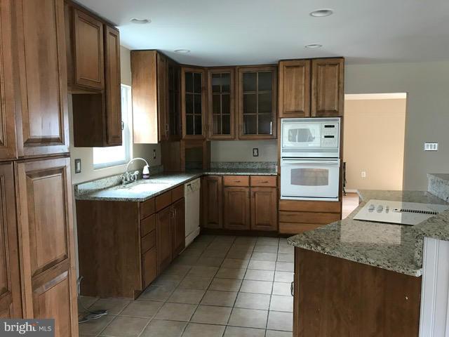 BLOSSOM HILLS - Residential