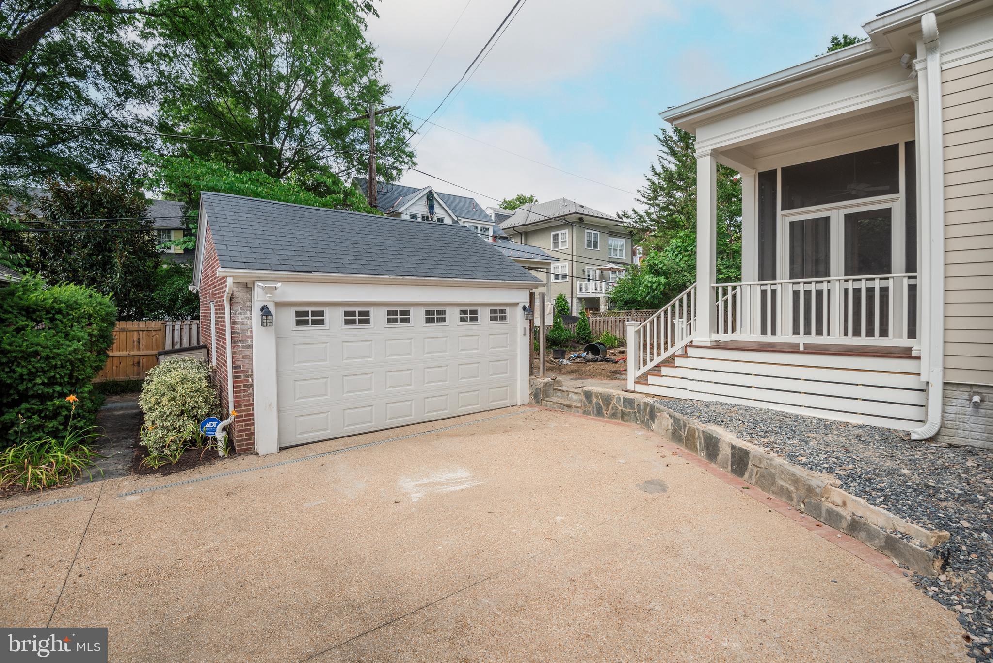 CHEVY CHASE VILLAGE - Residential Lease