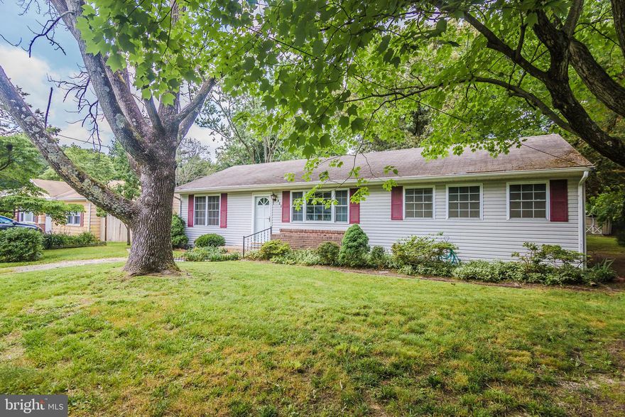 Great one owner home near the University with a large back yard, screened porch, updated kitchen, hardwood floors, central air, replacement windows, vinyl siding,  expanded walk in shower was recently installed. enjoy the beautiful back yard from the lovely screened porch and walk the community streets while you listen to the bells from the university. easy walk to peninsula regional medical center and shopping too!URBAN SERVICES DISTRICT! NO CITY TAXES-city services! Water and sewer!