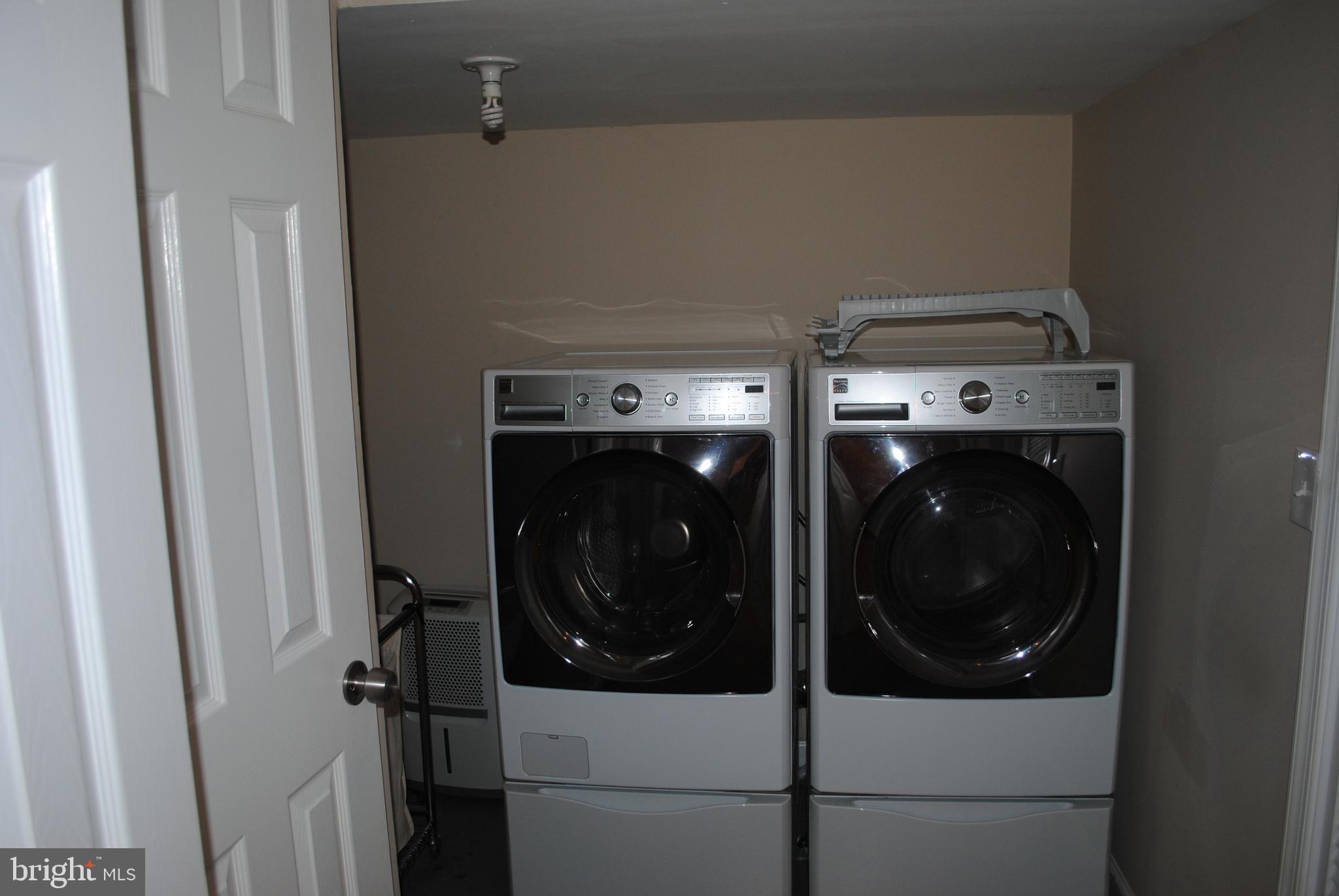 MUNROE GARDENS - Residential