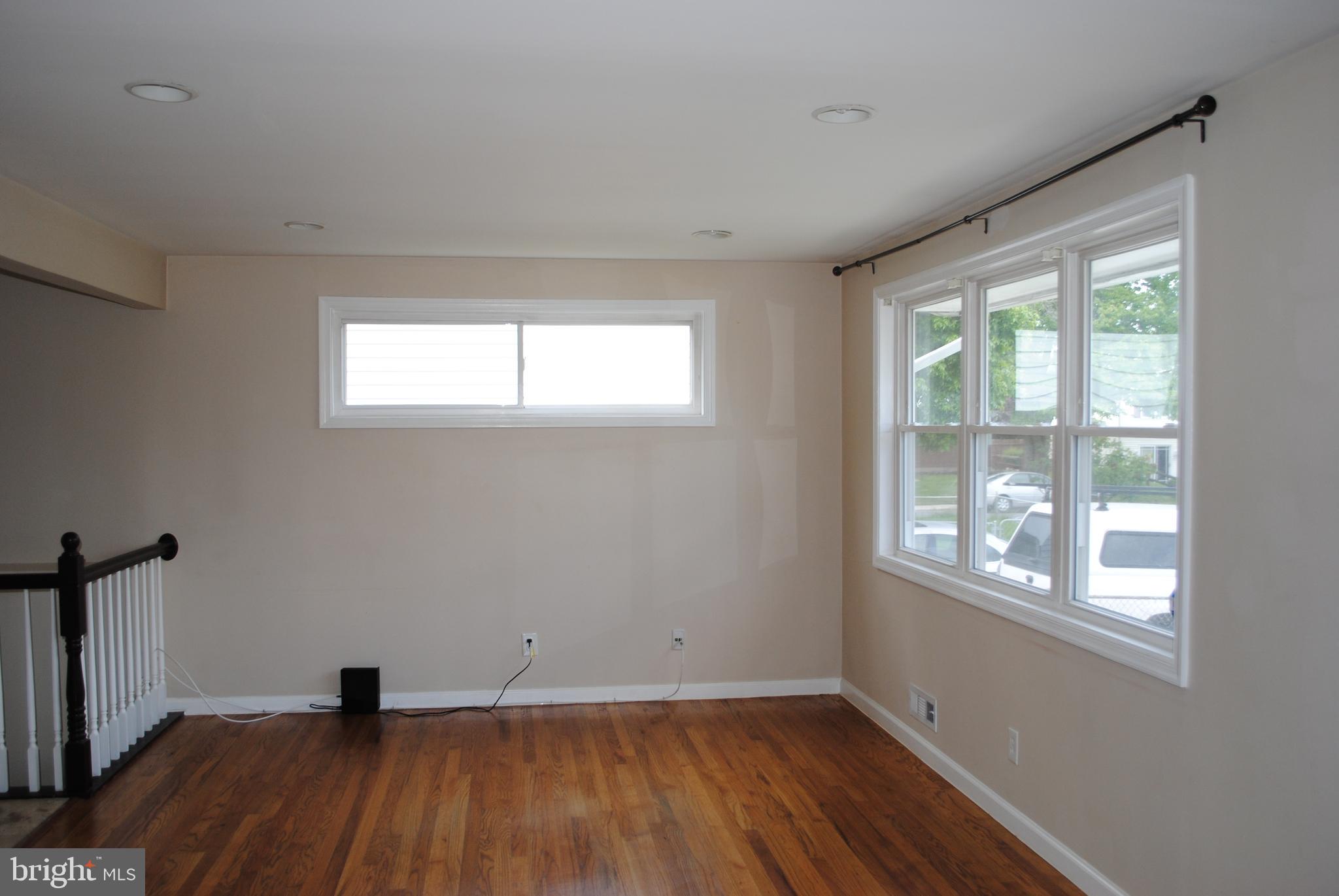 MUNROE GARDENS - Residential