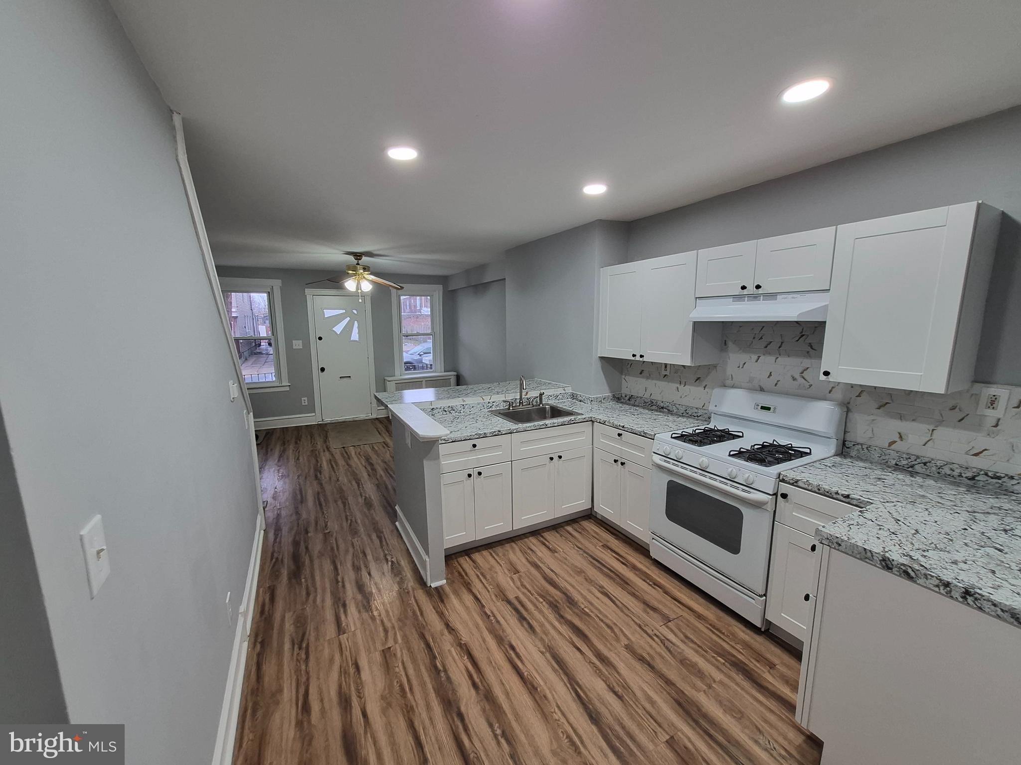 FRANKFORD - Residential