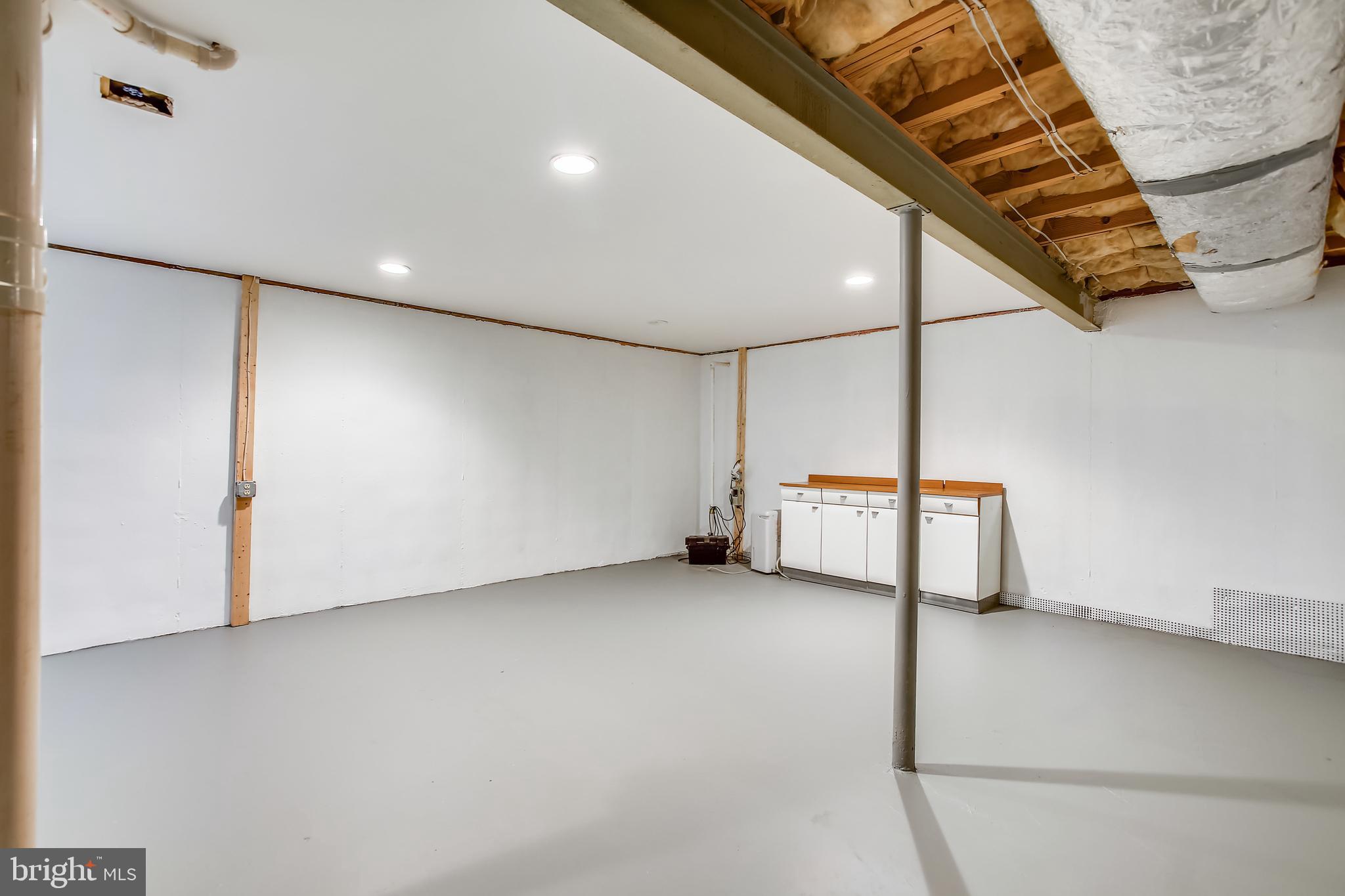 BURKE CENTRE - Residential