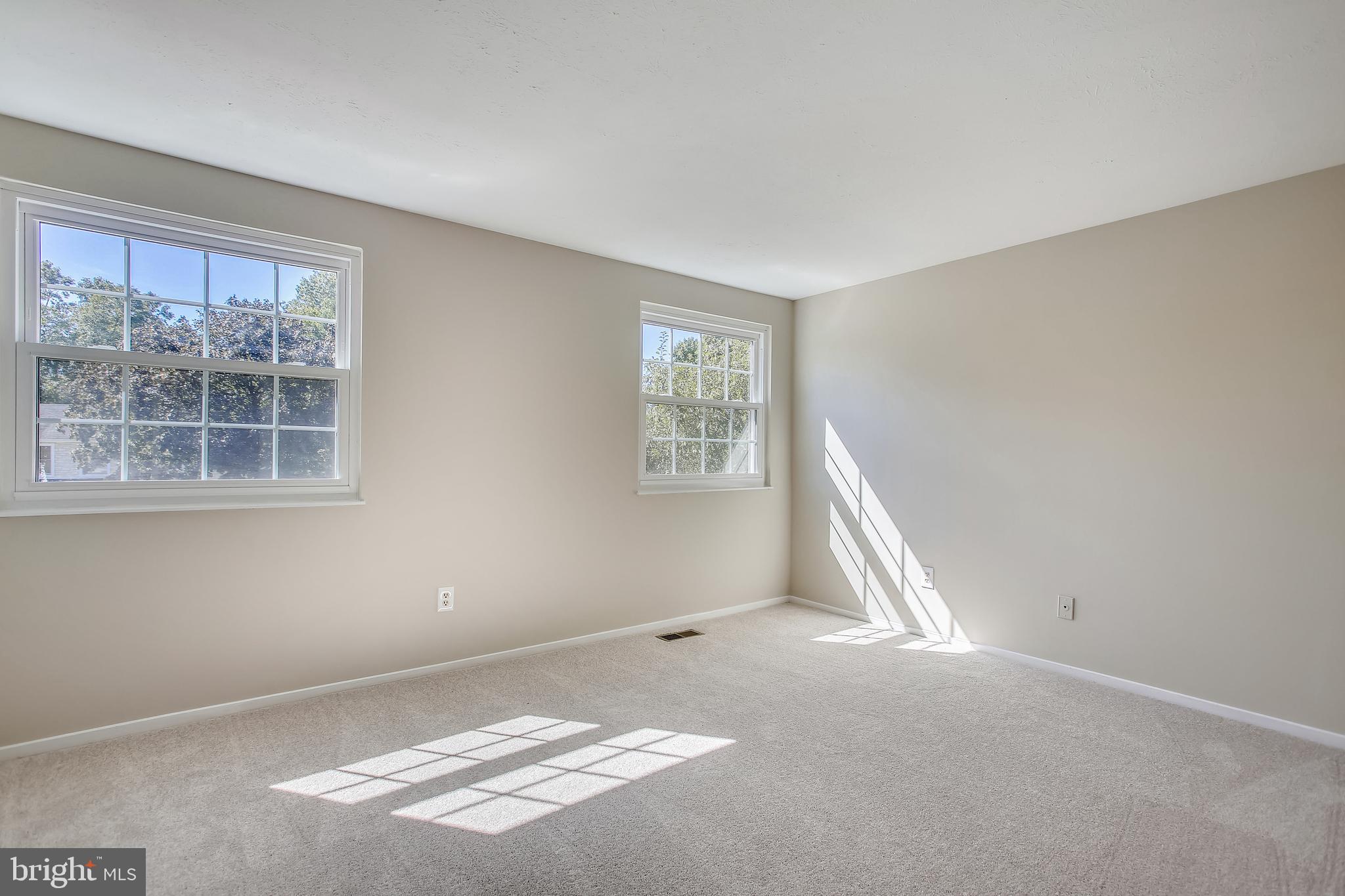 BURKE CENTRE - Residential