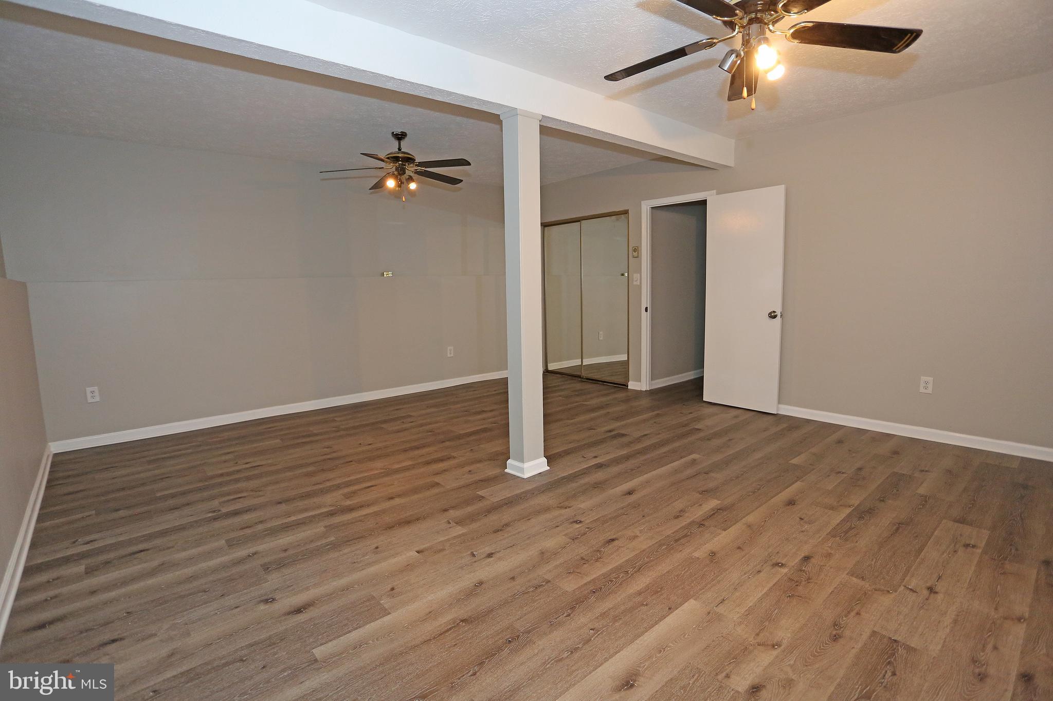 HILLCREST MANOR - Residential