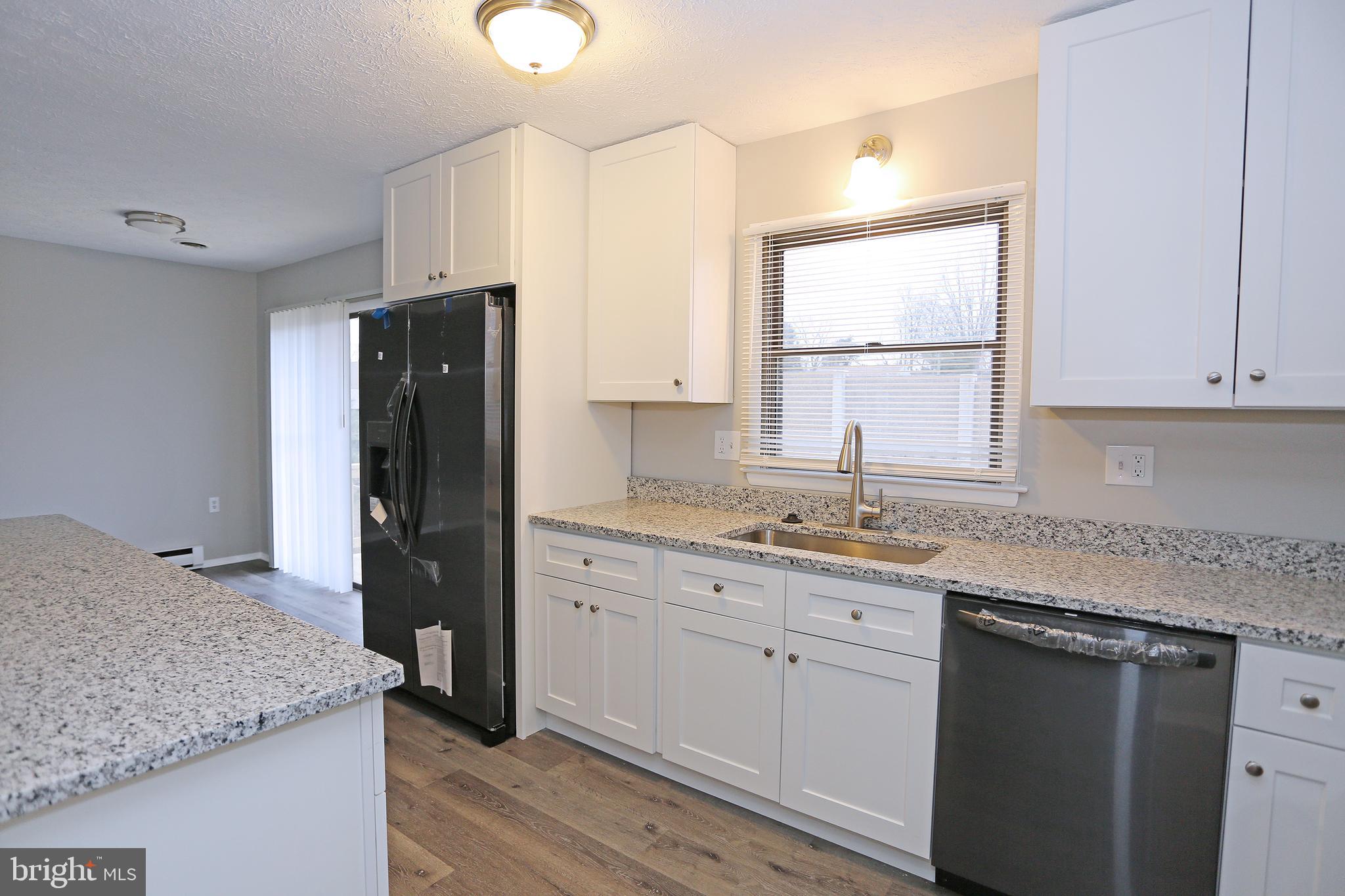 HILLCREST MANOR - Residential