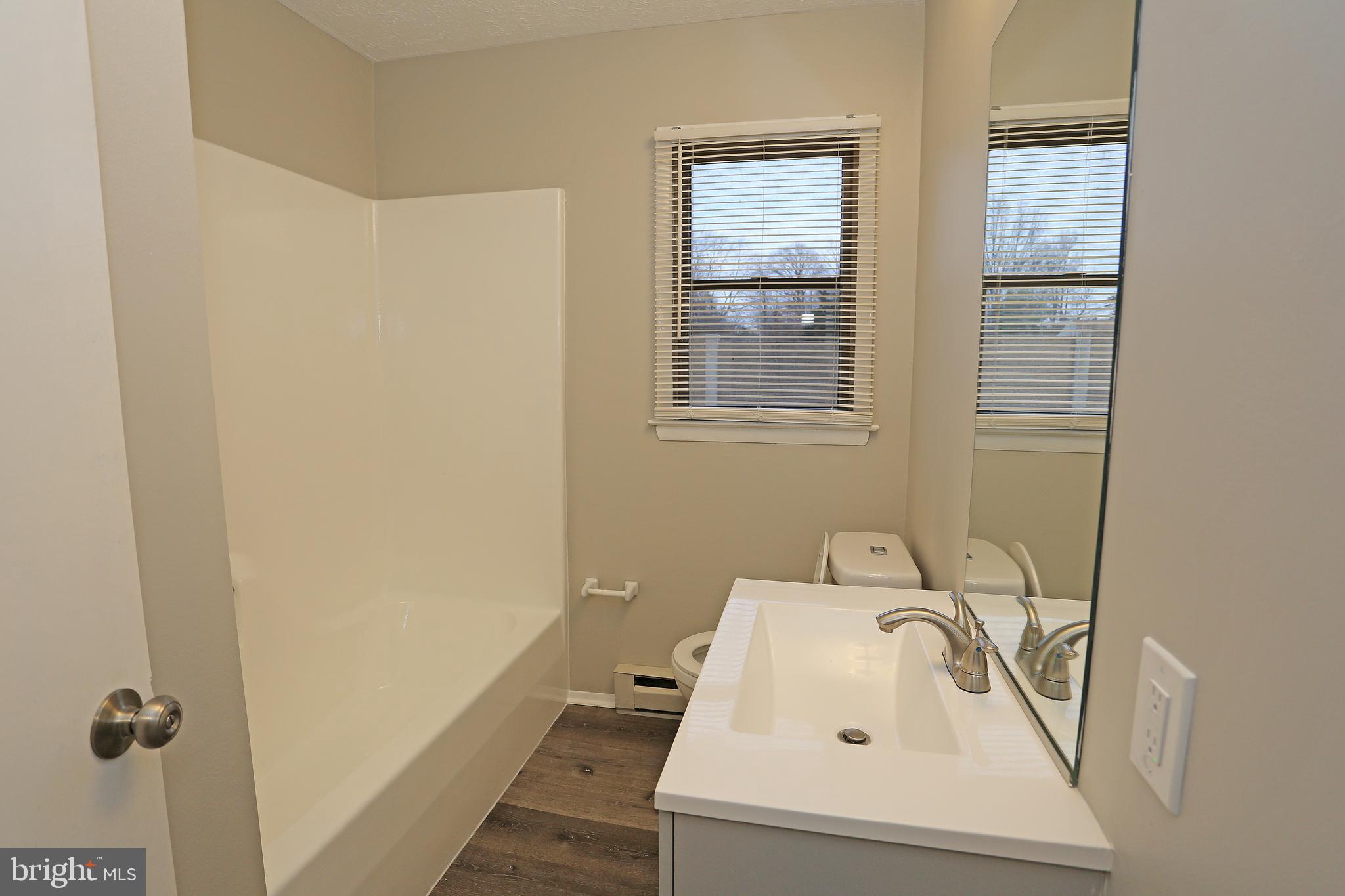 HILLCREST MANOR - Residential