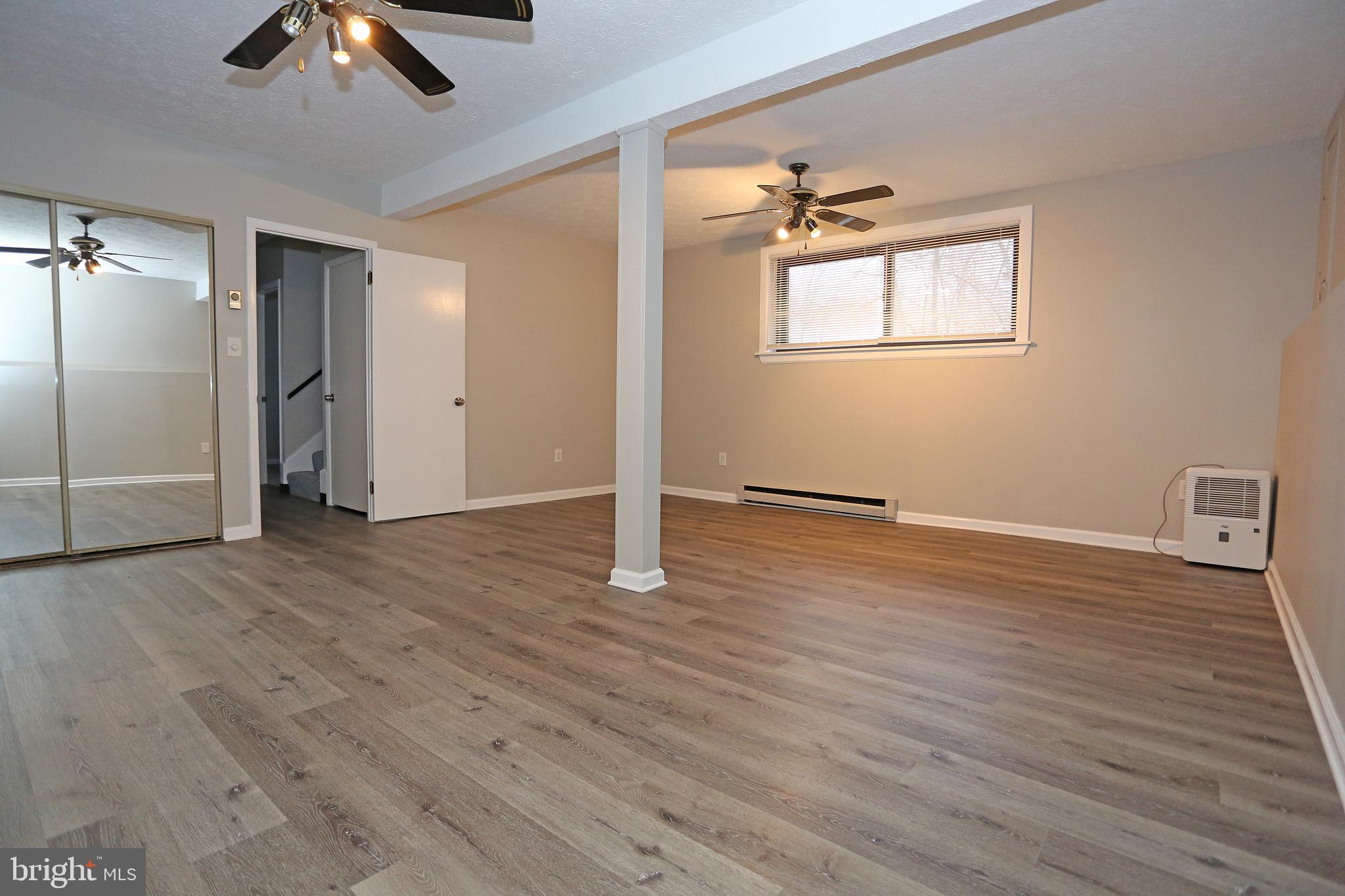 HILLCREST MANOR - Residential