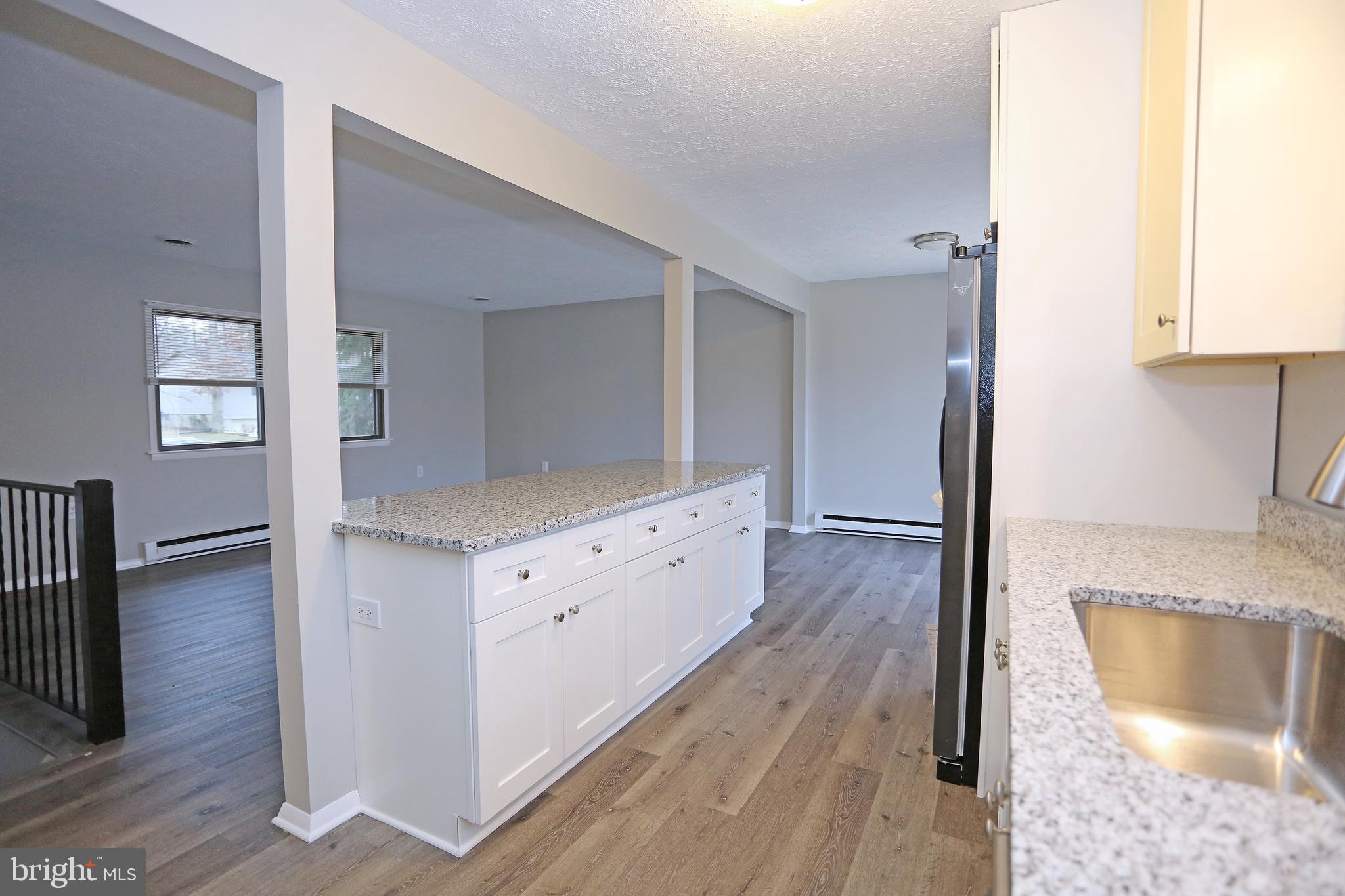 HILLCREST MANOR - Residential