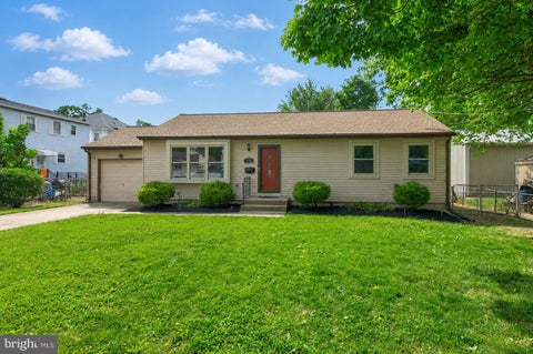 Photo of 104 Temple Boulevard, PALMYRA, NJ 08065 (MLS # NJBL2114152)